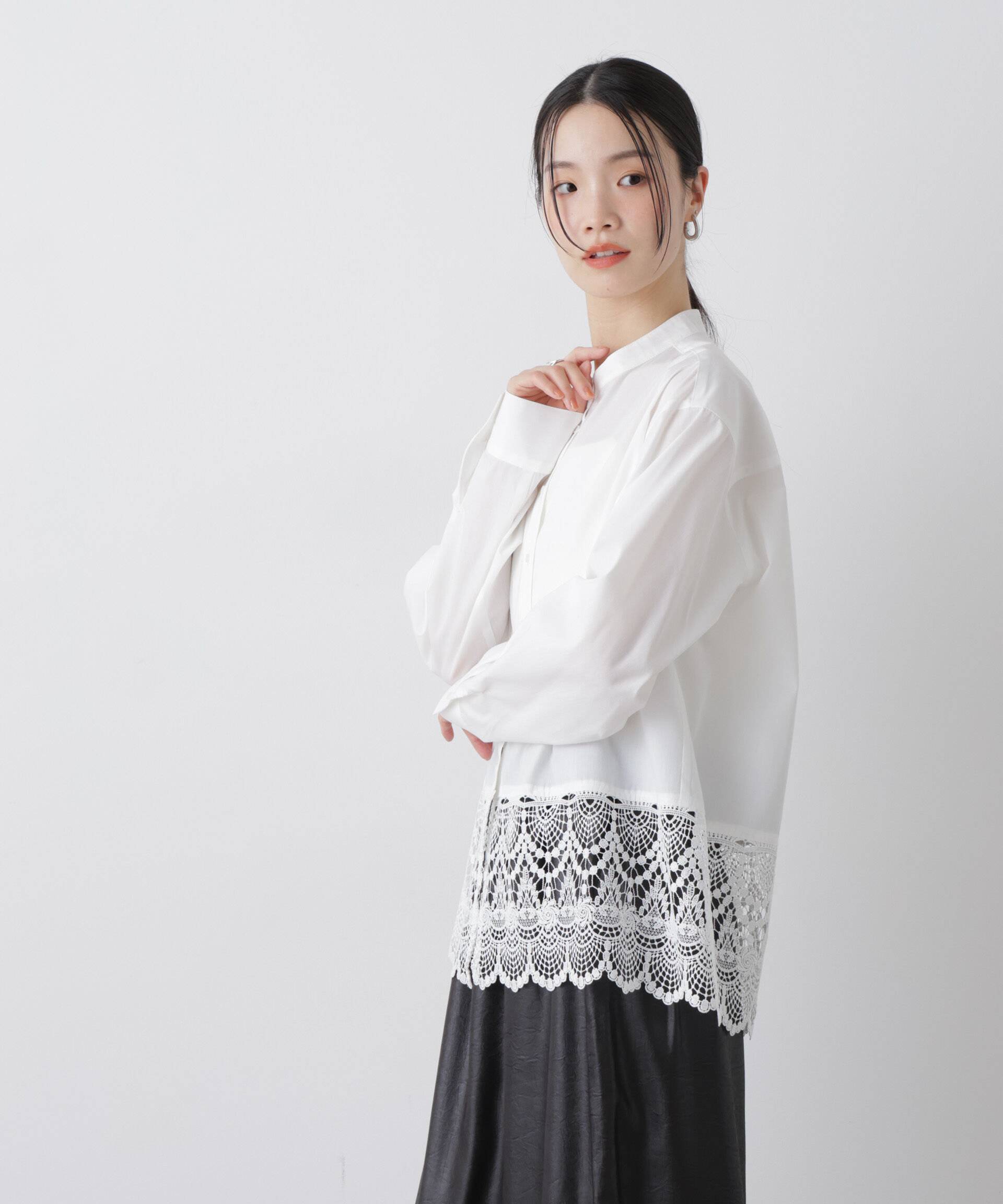 nano･universe「スカラレースコンビスタンドカラーシャツ」|シャツ・ブラウス|
