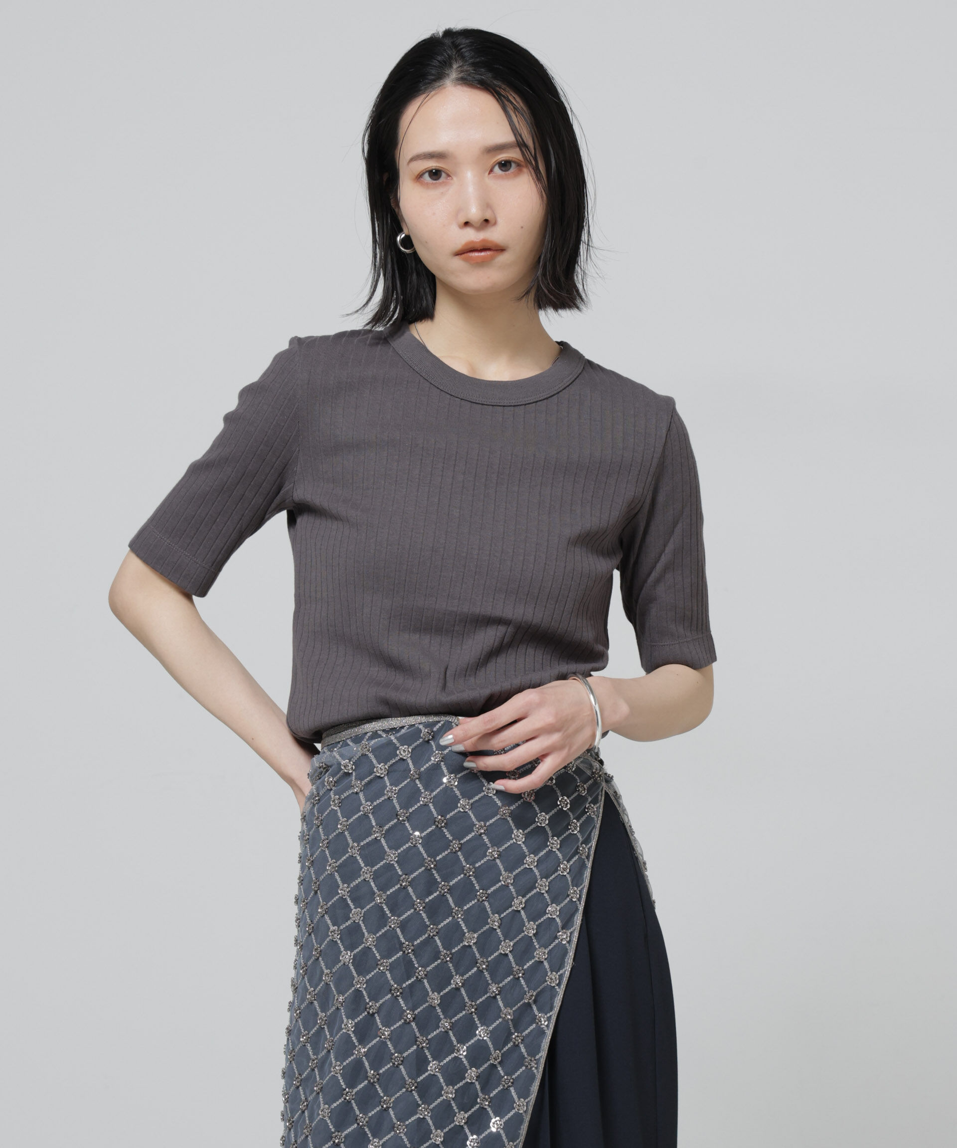 nano･universe「Anti Soaked(R) 汗染み防止クルーネックリブTシャツ」|Tシャツ・カットソー|チャコール3