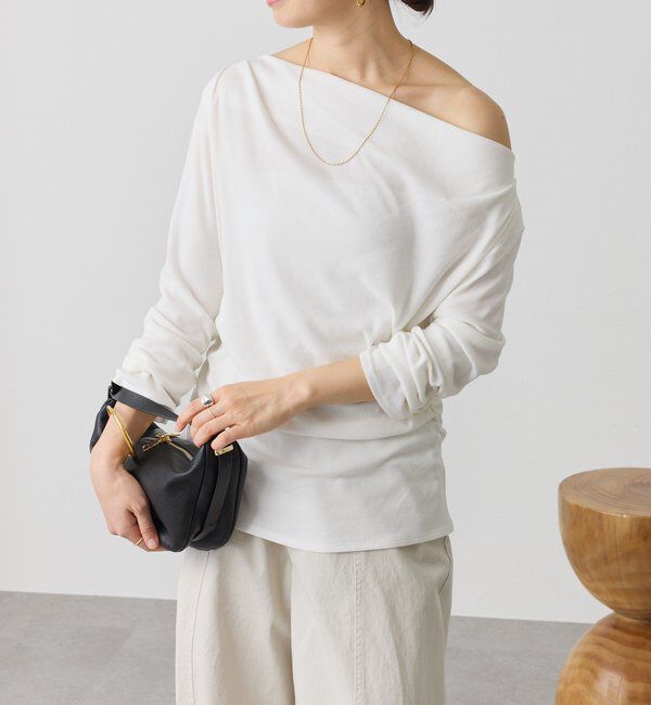  「予約【ワンショルやオフショルにも】ネックコンシャスカットソー」|Tシャツ・カットソー|