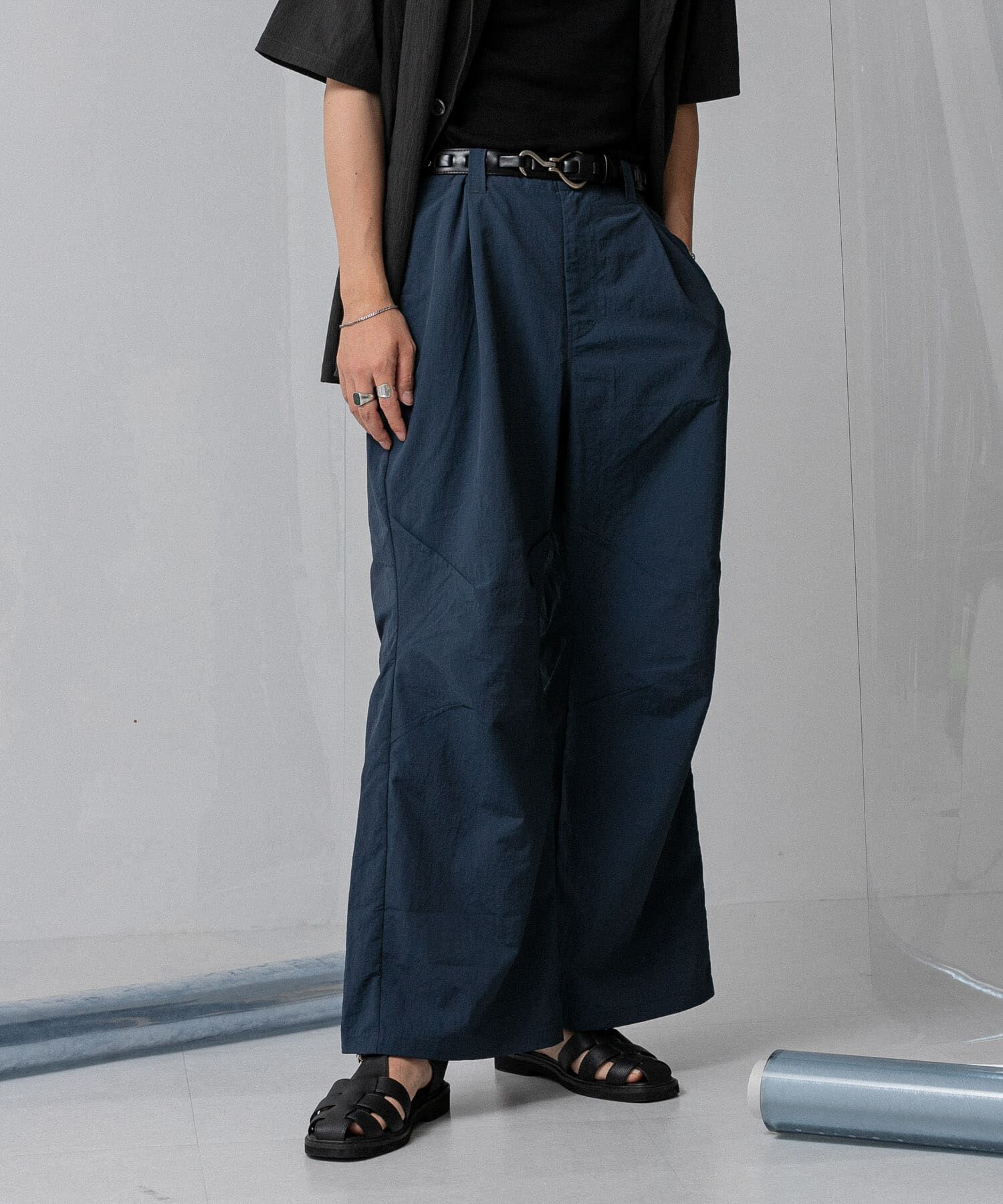 SENSE OF PLACE by URBAN RESEARCH「『わたべ&times;SOP』ナイロンフレアワイドパンツ」|その他|ブルー系その他