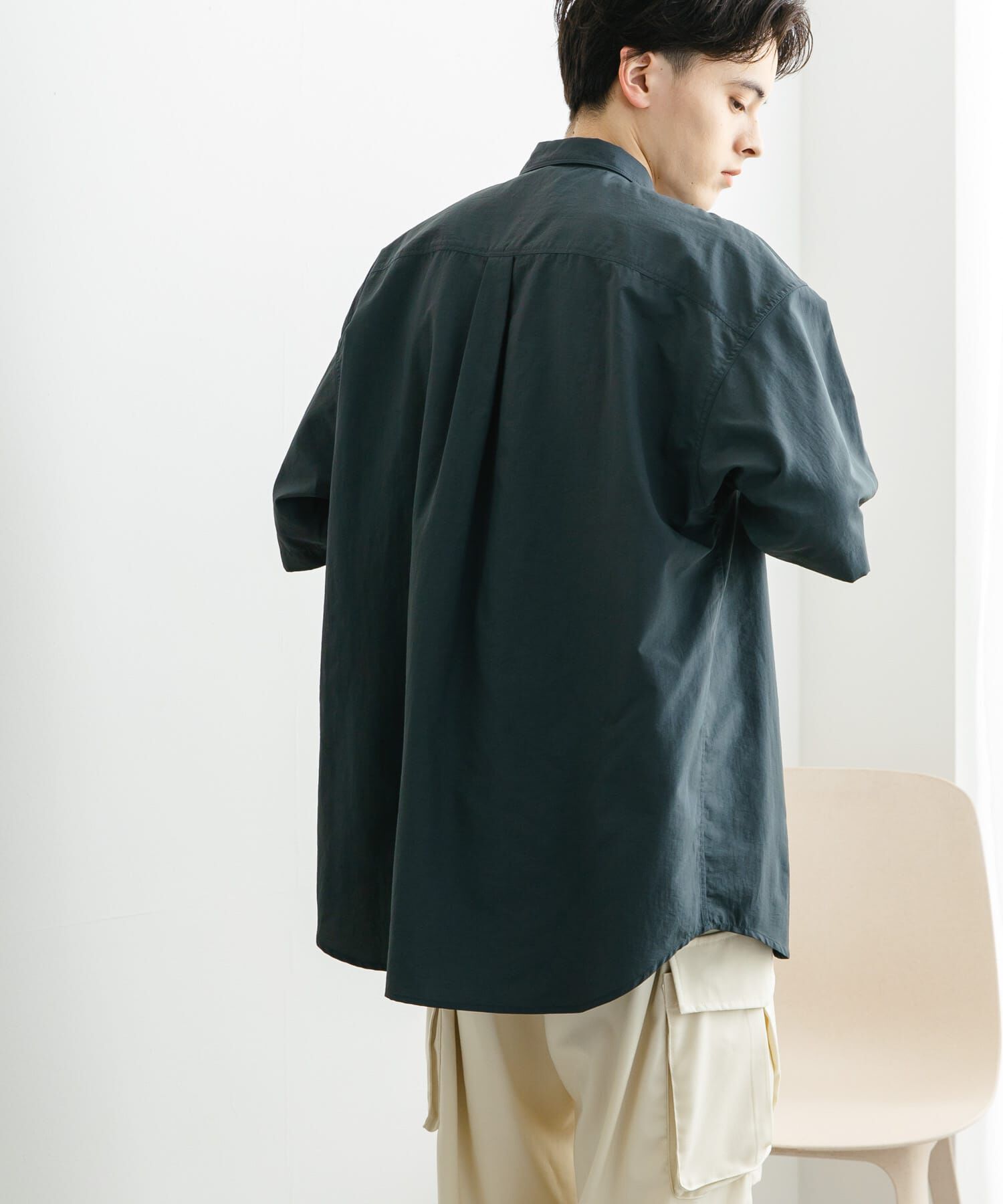 SENSE OF PLACE by URBAN RESEARCH「ナイロンレギュラーカラールーズショートスリーブシャツ」|シャツ・ブラウス|