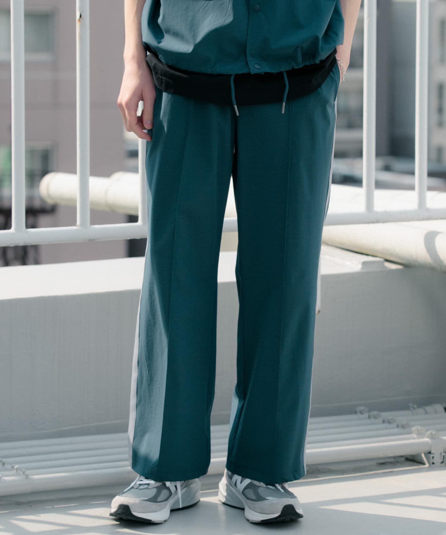 SENSE OF PLACE by URBAN RESEARCH「Uiscel　4wayストレッチサイドラインパンツ」|その他|ブルー