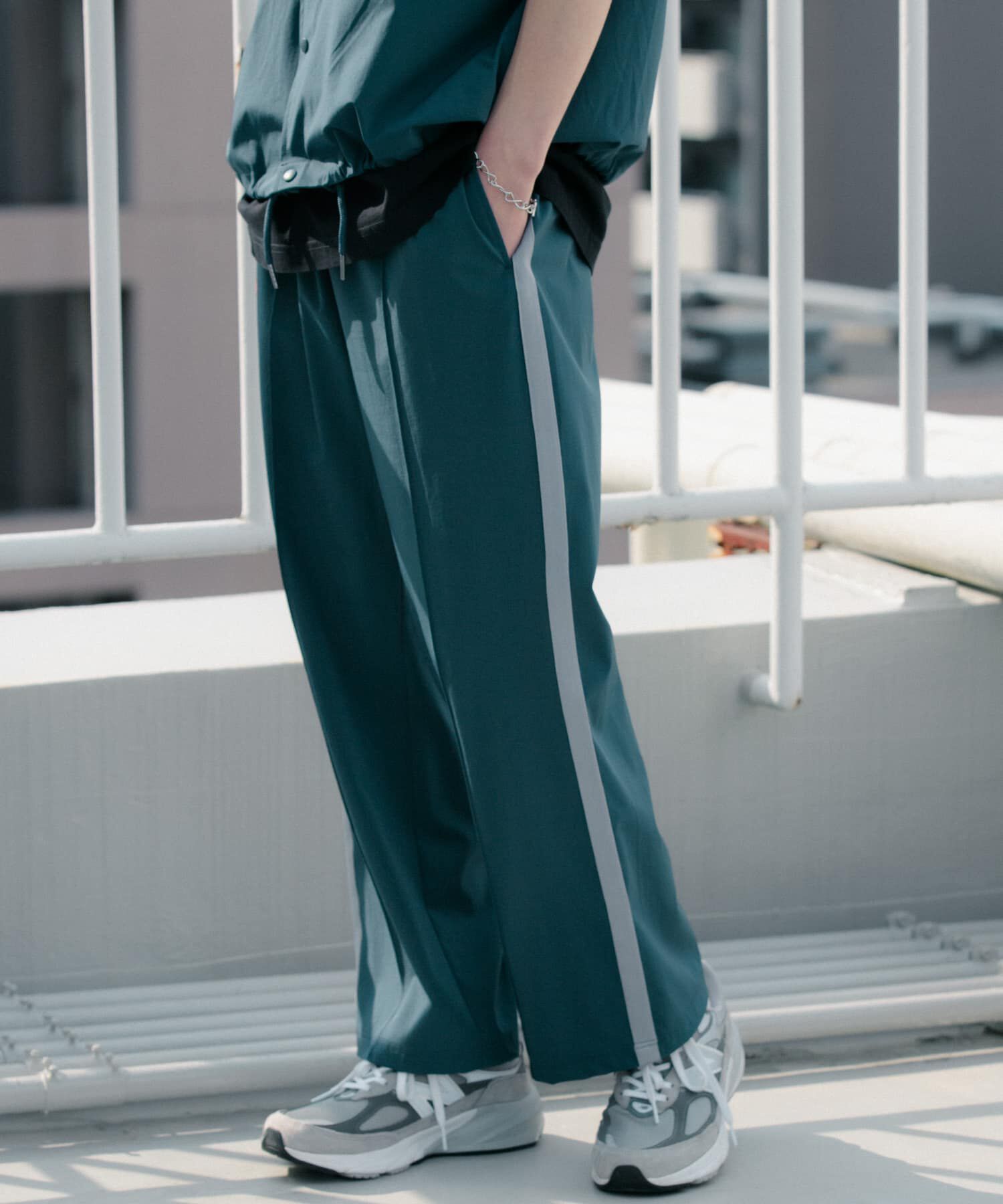 SENSE OF PLACE by URBAN RESEARCH「Uiscel　4wayストレッチサイドラインパンツ」|その他|