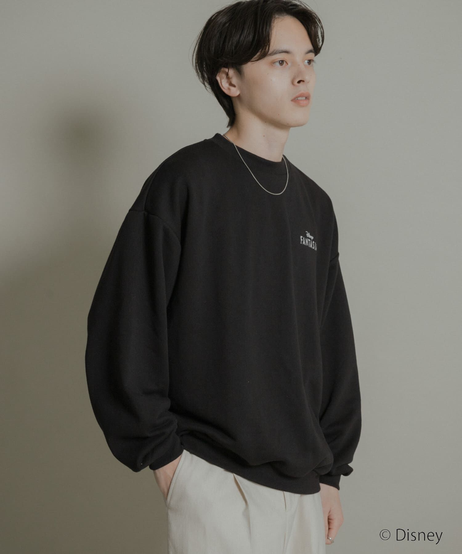 SENSE OF PLACE by URBAN RESEARCH「『別注』FANTASIA/クルーネックスウェットB」|スウェット・ジャージ|ブラック