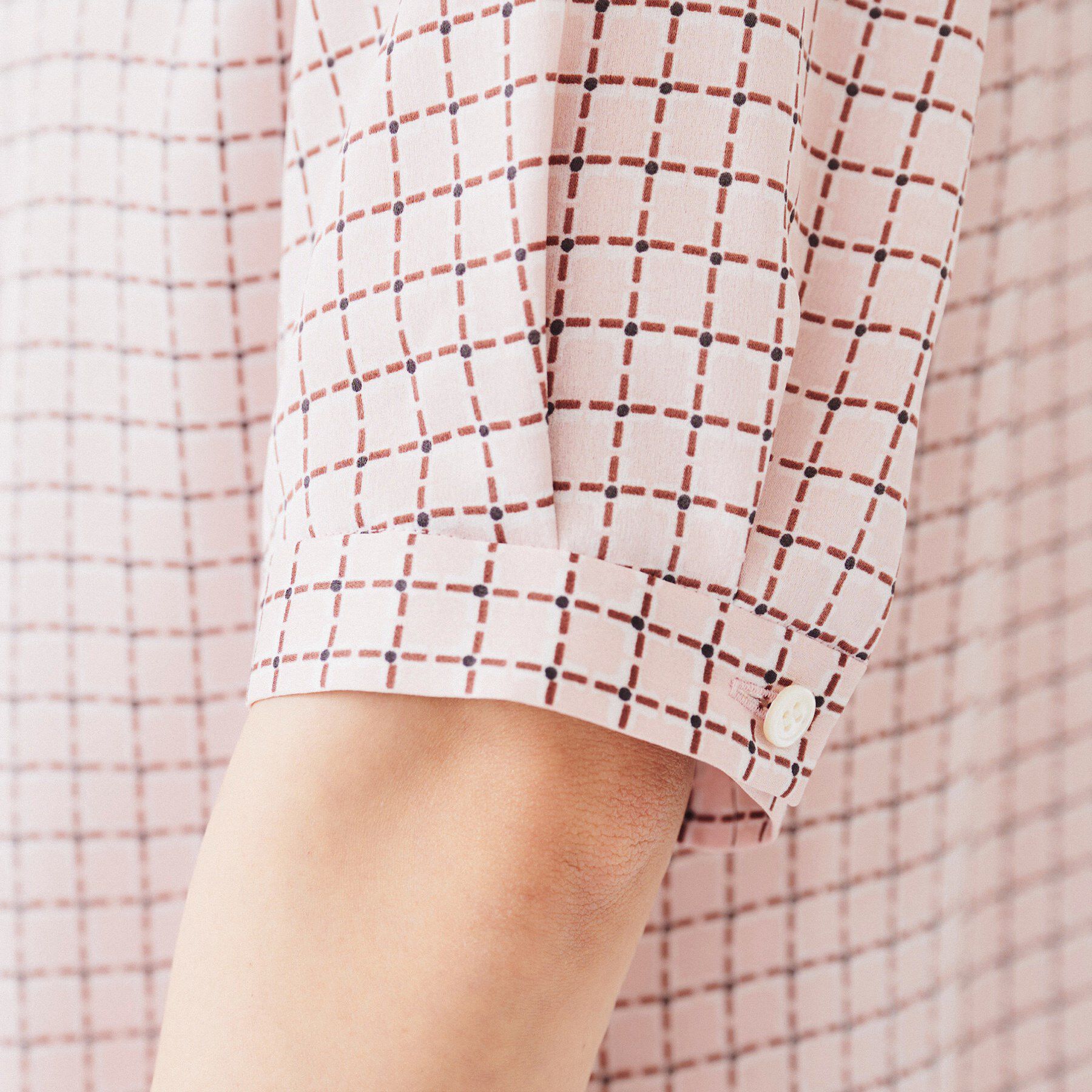 UNTITLED「【通勤/二の腕カバー】ジオメチェック ボウタイブラウス」|シャツ・ブラウス|