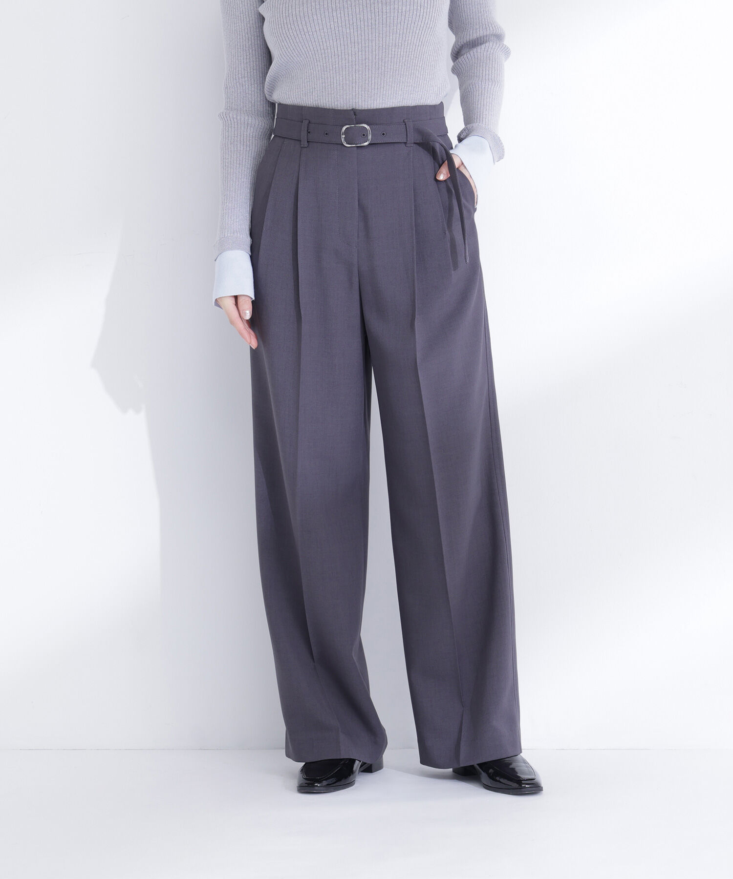  「タックステッチベルテッドパンツ」|その他|チャコール1