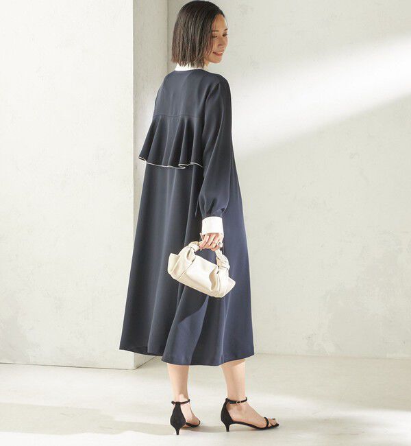 SHIPS for women「〈洗濯機可能〉ライト ダブルクロス バックフリル Aライン ワンピース（セレモニー対応可）」|ワンピース|