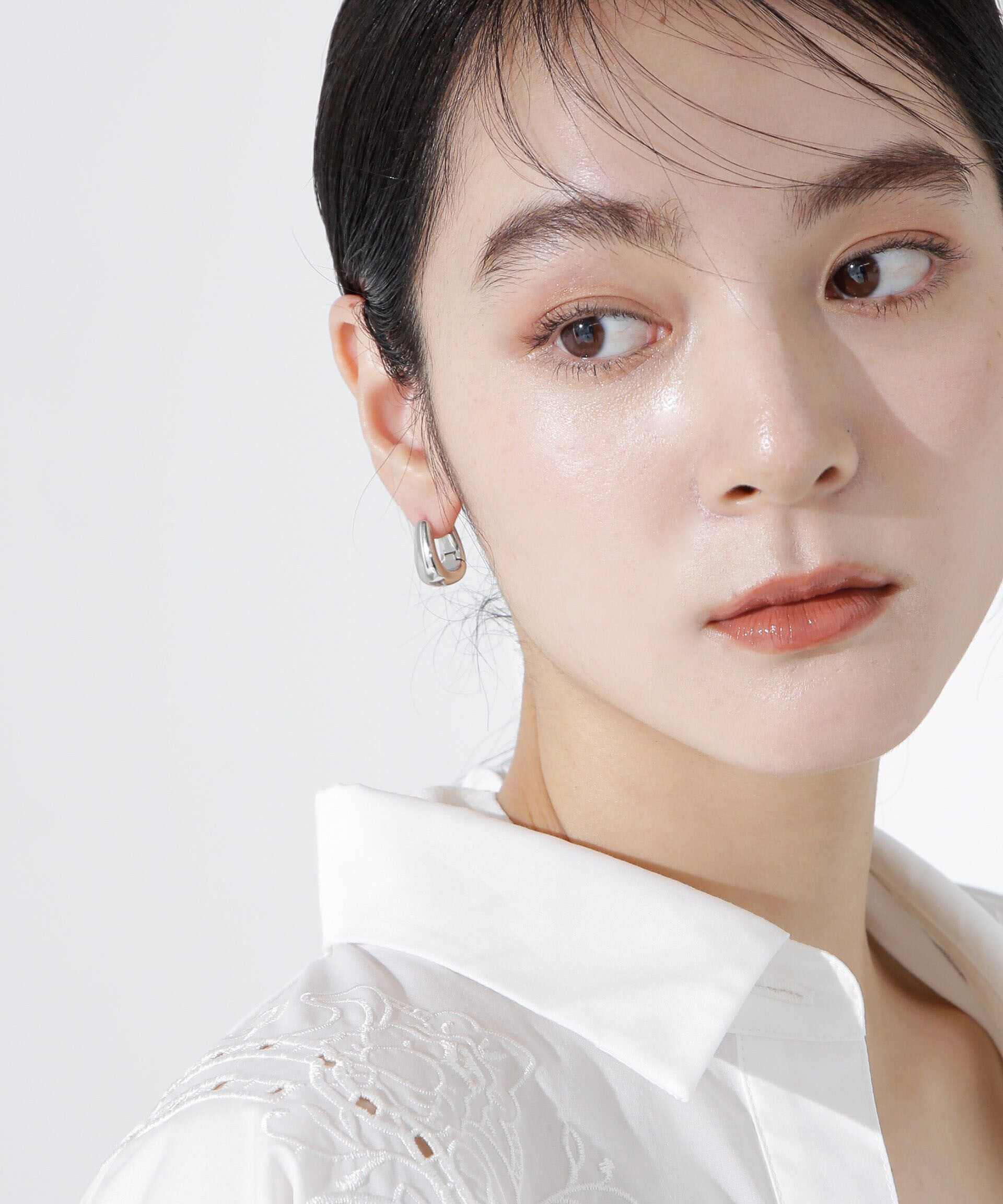 nano･universe「スクエアオーバルピアス」|ピアス|