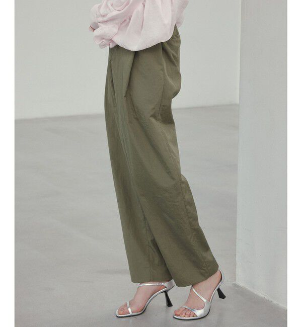 BEIGE,「【洗える】CROCUS / カービーシルエットタックパンツ」|その他|