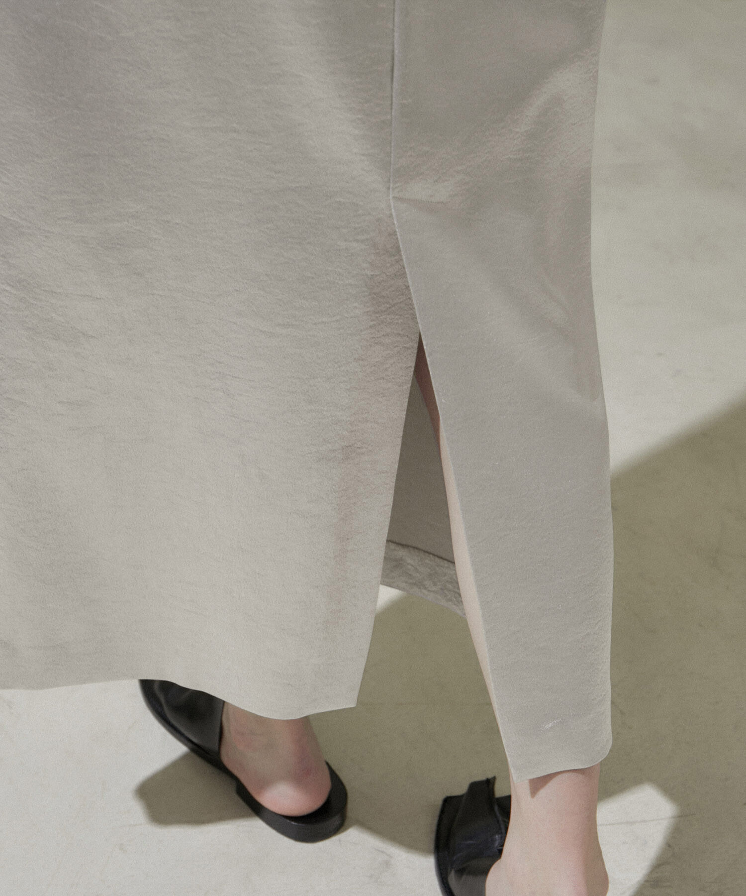 SALON adam et rope'「【追加・サイズ展開あり】シャイニーナロースカート2【洗える】」|スカート|