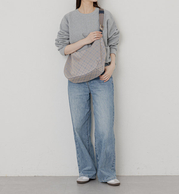  「《3/4～価格改定》クラウズナイロンラウンドビッグショルダーバッグ」|ショルダー・メッセンジャー|