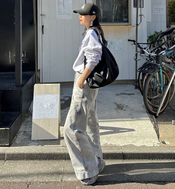  「《3/4～価格改定》クラウズナイロンラウンドビッグショルダーバッグ」|ショルダー・メッセンジャー|