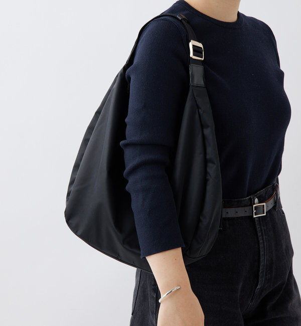  「《3/4～価格改定》クラウズナイロンラウンドビッグショルダーバッグ」|ショルダー・メッセンジャー|