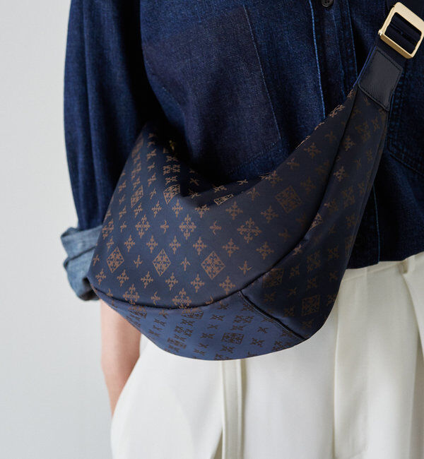  「《3/4～価格改定》クラウズナイロンラウンドショルダーバッグ」|ショルダー・メッセンジャー|