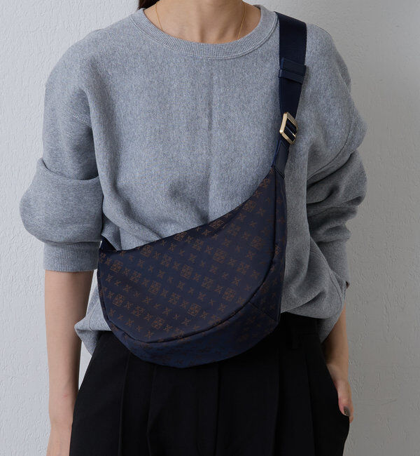  「《3/4～価格改定》クラウズナイロンラウンドショルダーバッグ」|ショルダー・メッセンジャー|