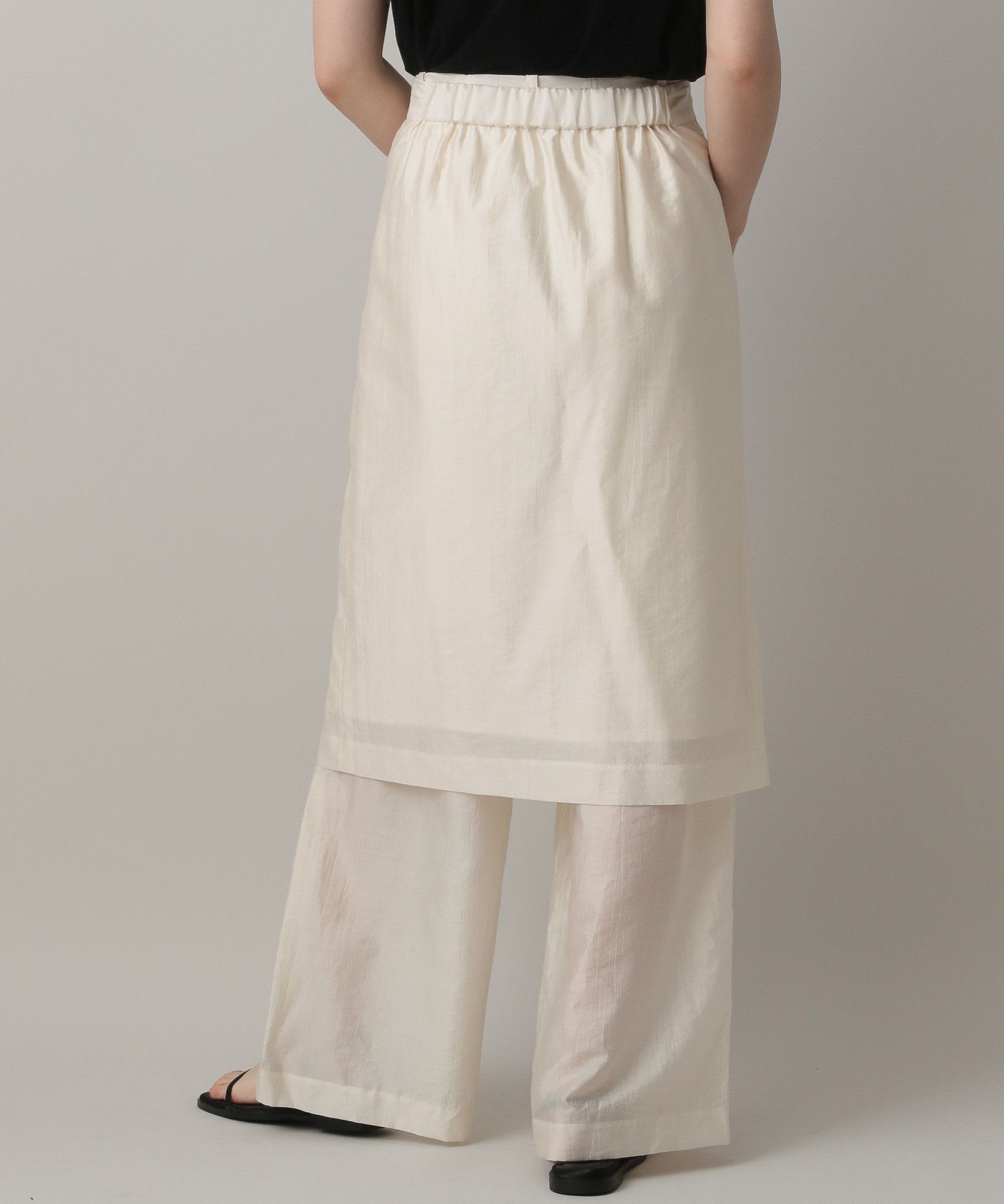 A part by 「シアースカートツキパンツ」|スラックス|