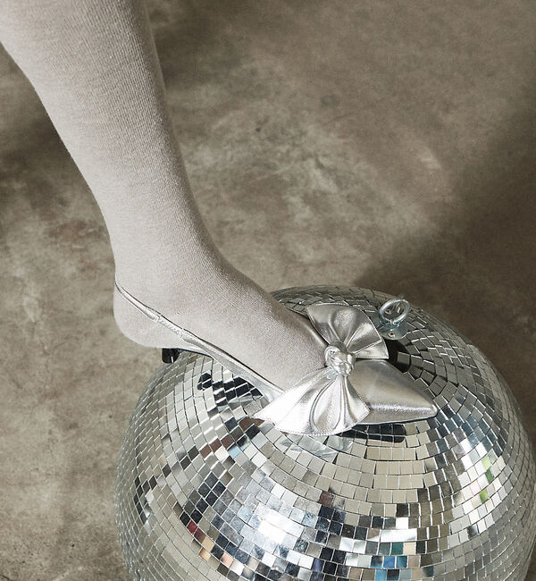 AU BANNISTER「【LAROUTE】リボンクリップ スリングバックパンプス」|パンプス|