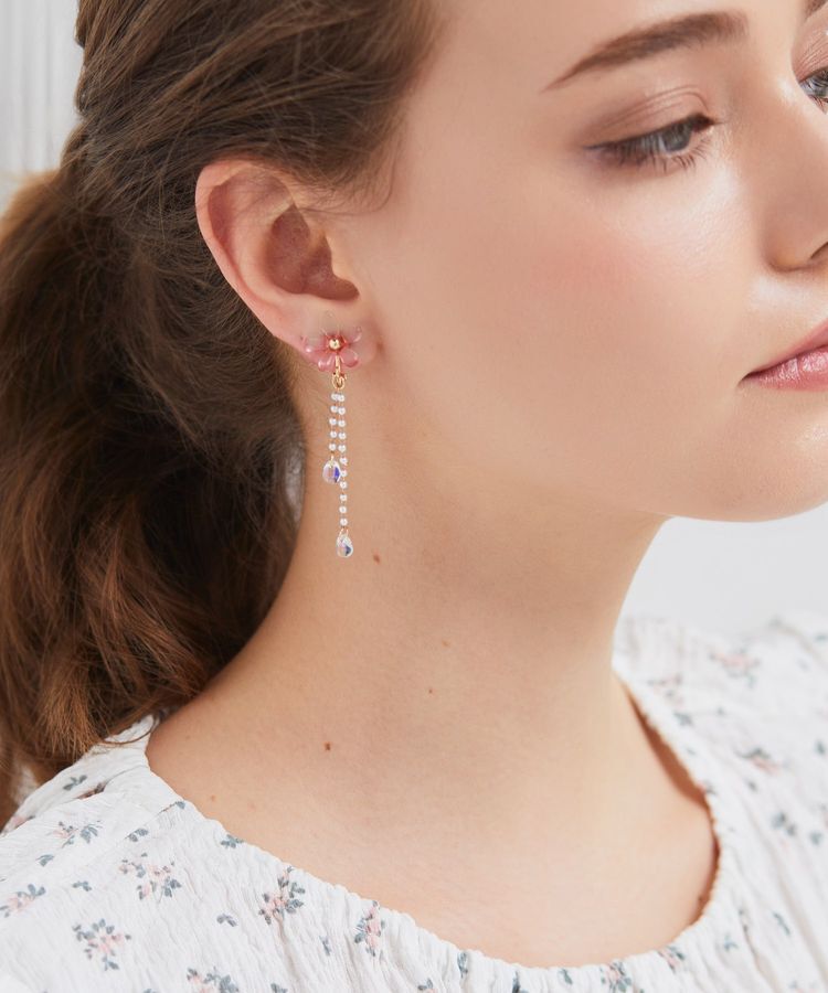 Maison de FLEUR「クリアフラワーイヤリング」|イヤリング|