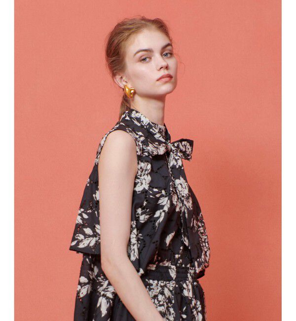 LOULOU WILLOUGHBY「【LOULOU WILLOUGHBY】モノトーンフラワー刺繍ブラウス」|シャツ・ブラウス|