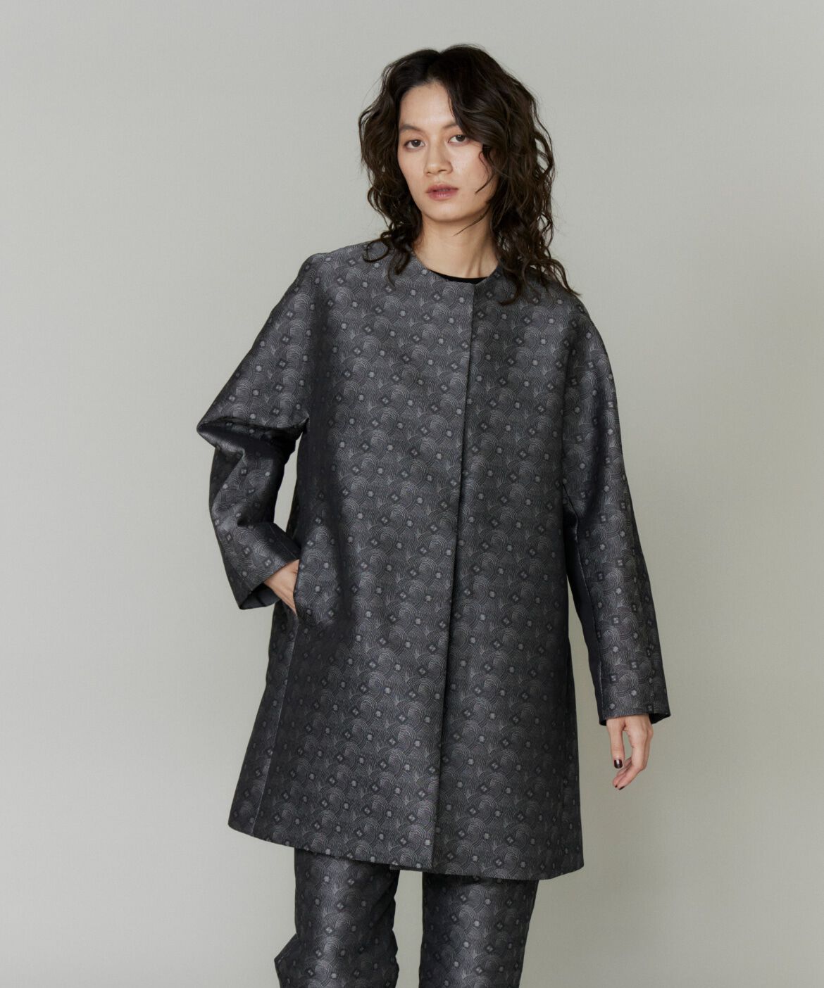 la veille by SUPERIOR CLOSET「ノーカラーAラインコート」|ピーコート|