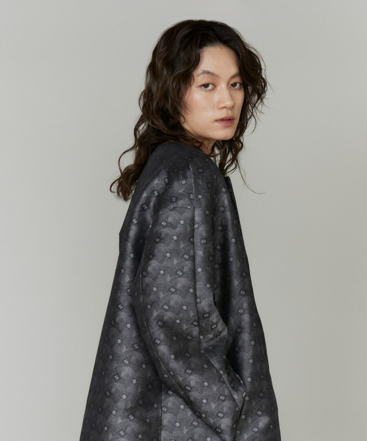 la veille by SUPERIOR CLOSET「ノーカラーAラインコート」|ピーコート|