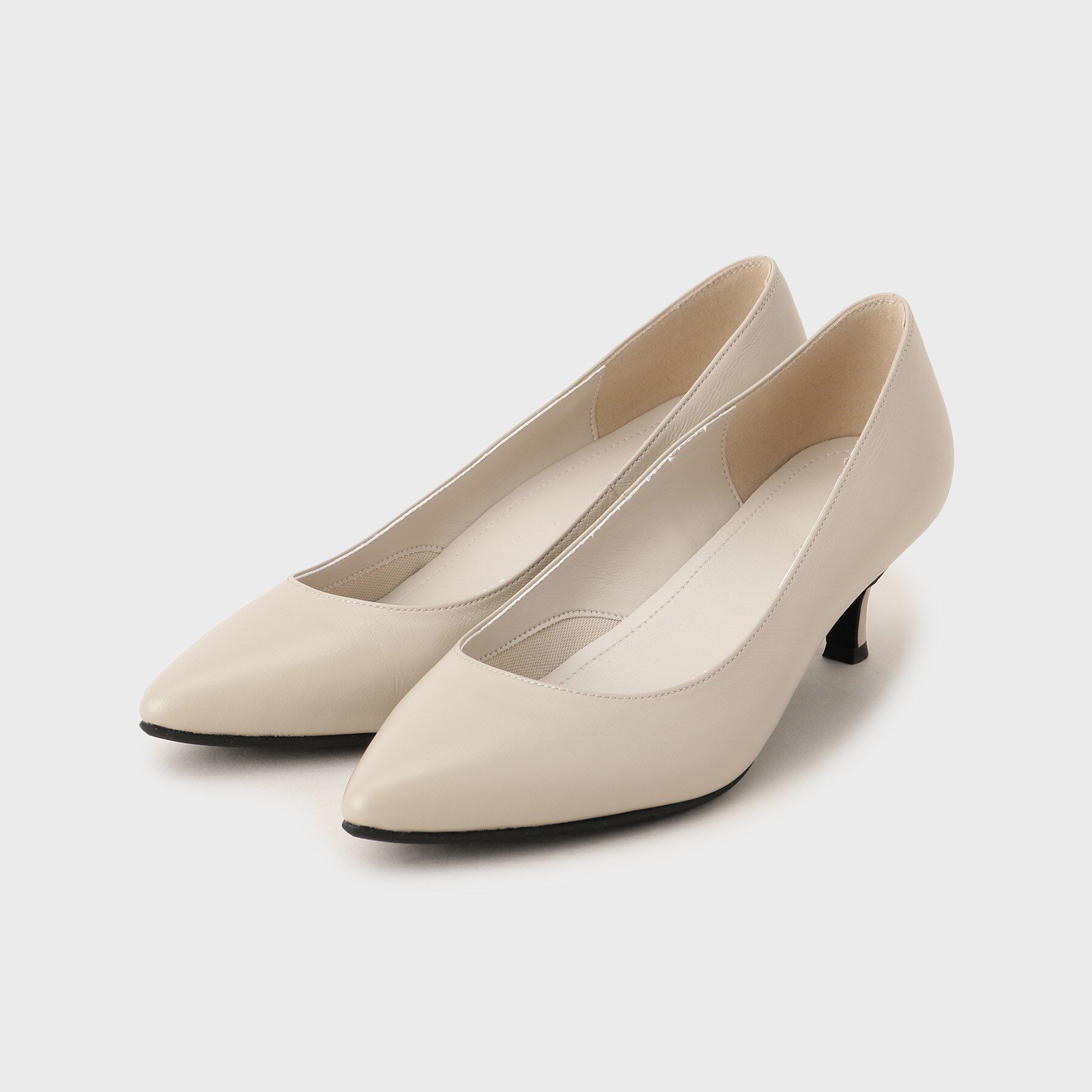 UNTITLED「【日本製・本革】Comfit Dresser Pumps（コンフィットドレッサーパンプス）」|パンプス|ライトベージュ(55
