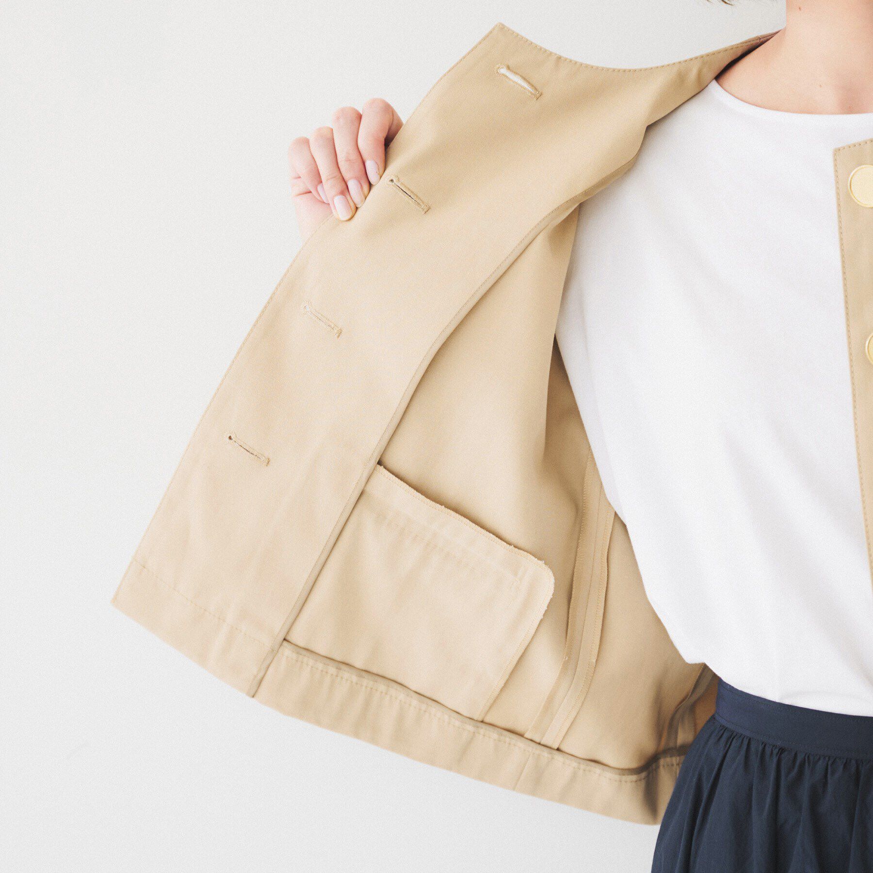 UNTITLED「【きれいめ/軽羽織り】コットンライク クルーネックジャケット」|ノーカラージャケット|