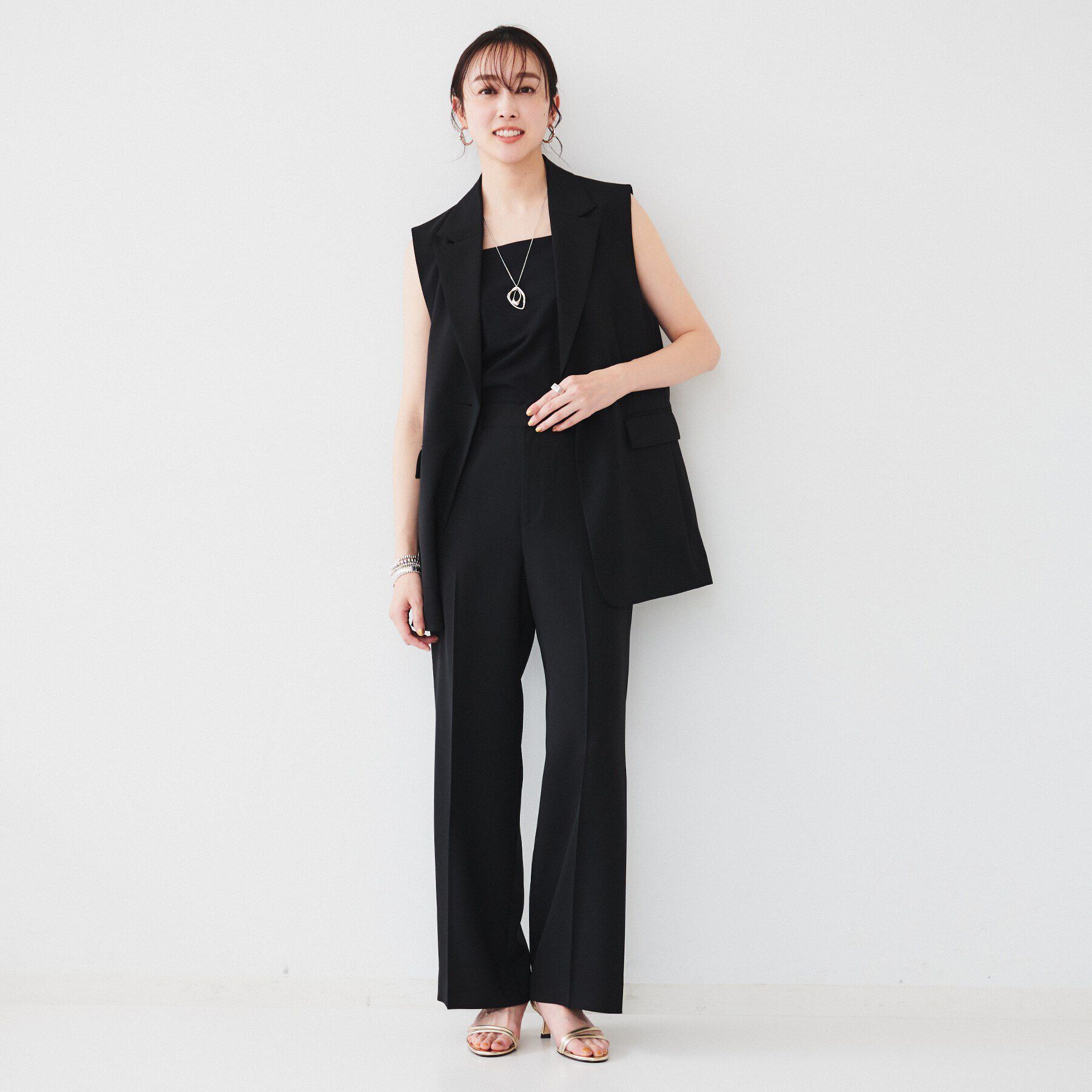 UNTITLED「【接触冷感/UV/セットアップ可能】ライトウェイト テーラードジレ」|ベスト・ジレ|