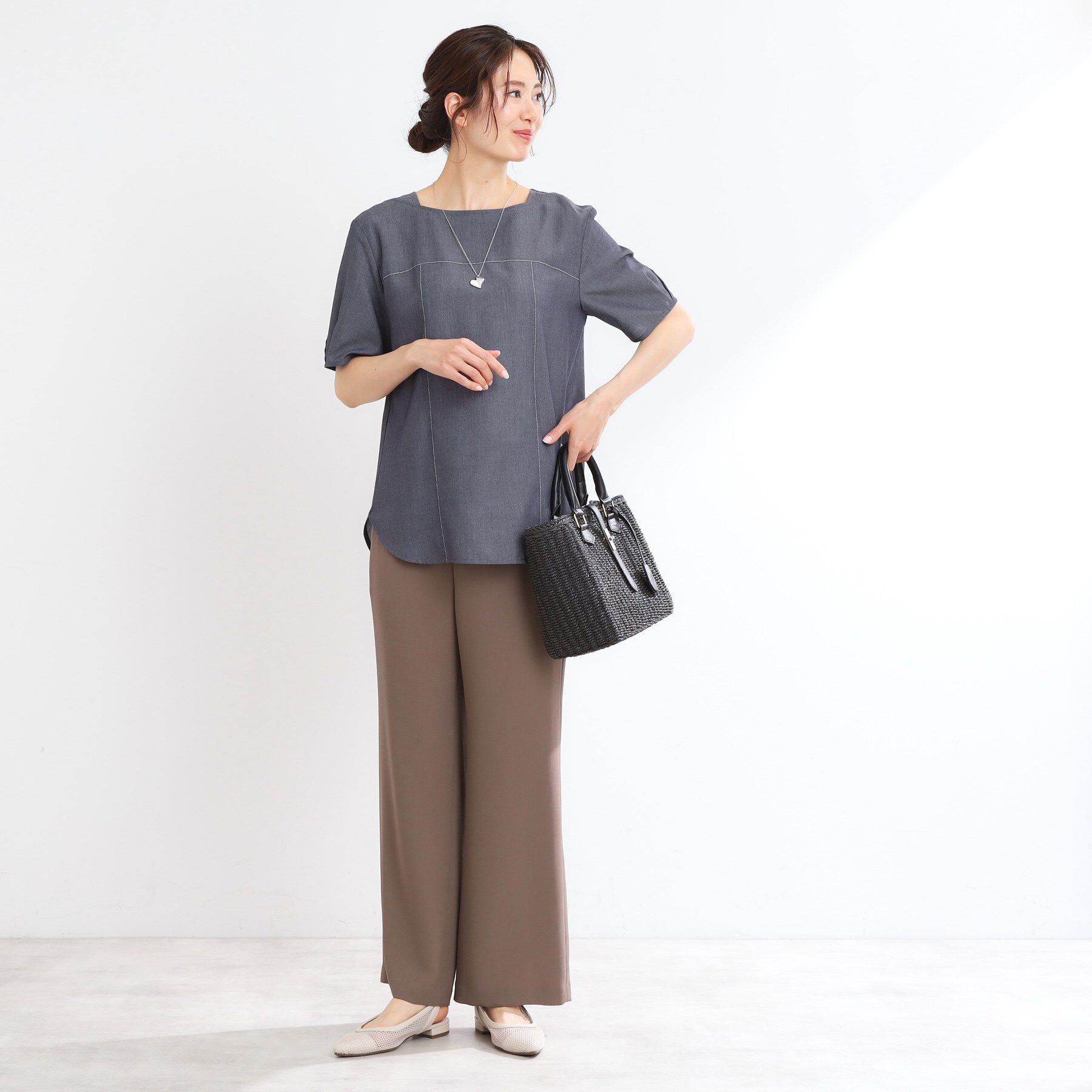 Reflect「【マシンウォッシュ可】デニム調プルオーバーブラウス」|シャツ・ブラウス|