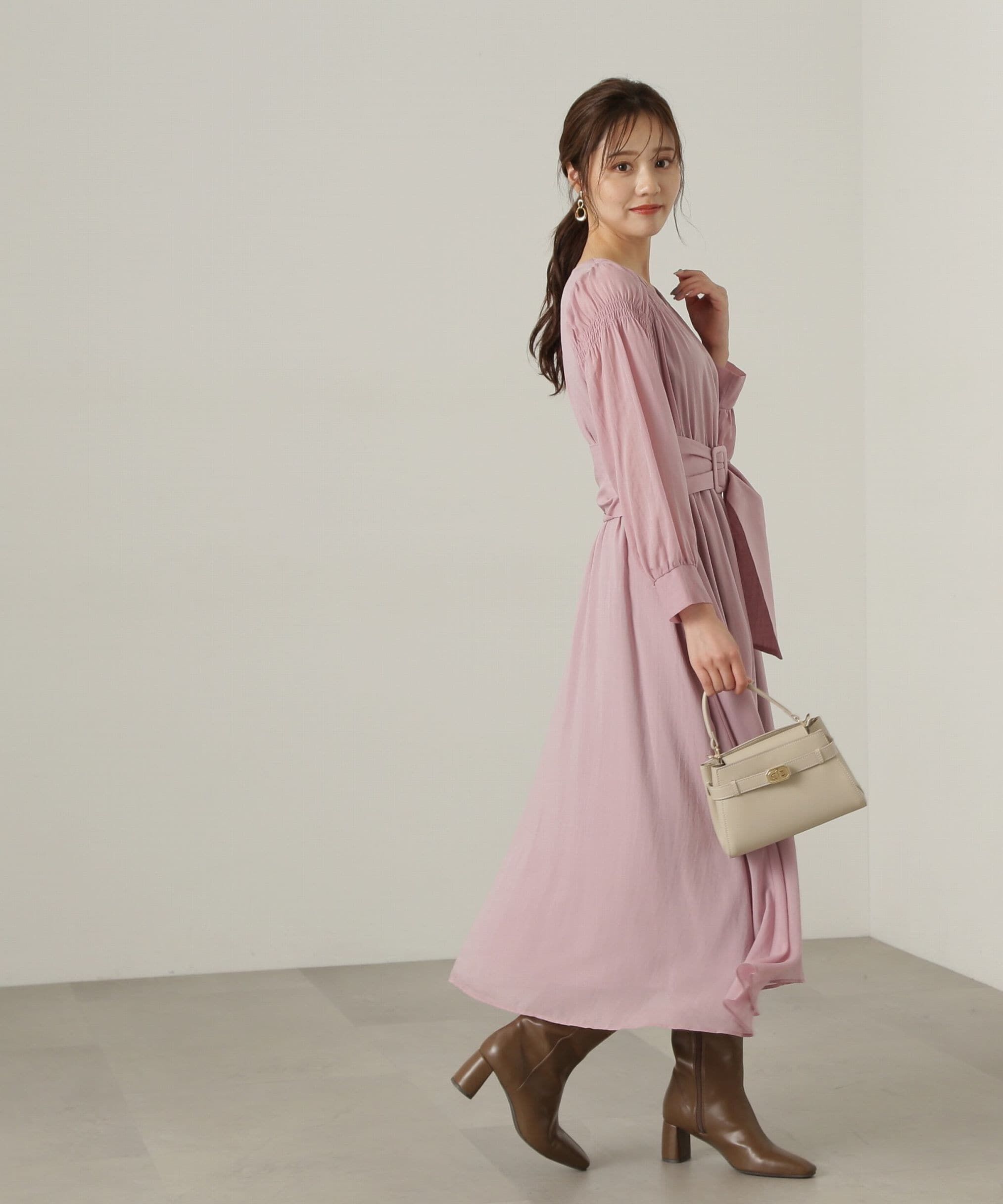 PROPORTION BODY DRESSING「肩シャーリングシアーワンピース24AW」|ワンピース|