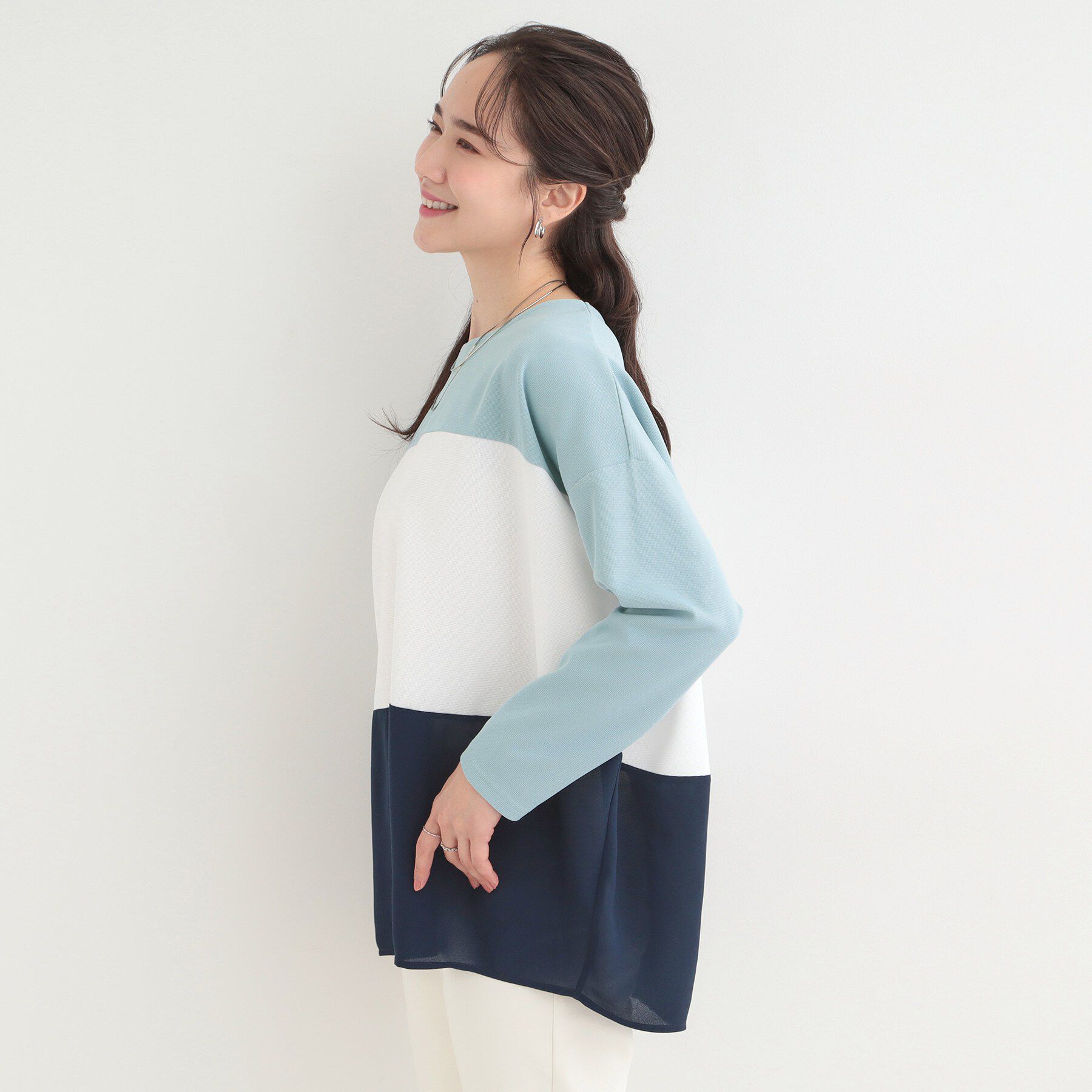 SHOO･LA･RUE「【洗濯機可/S-LL/体型カバー】インせず着られる 3段切替 配色トップス」|Tシャツ・カットソー|