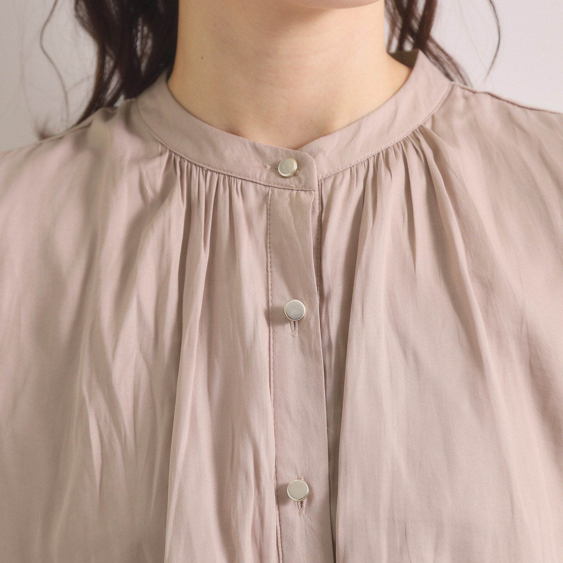 ITS&rsquo;DEMO「【手洗い可】サテンティアードブラウス」|シャツ・ブラウス|