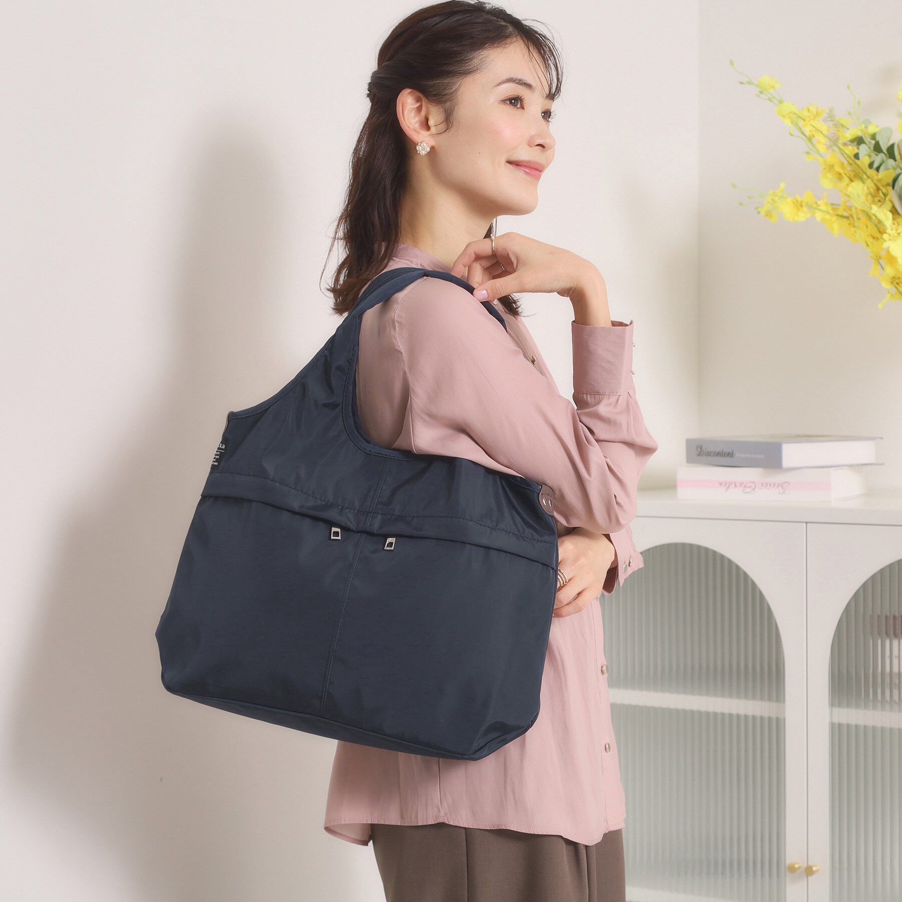 ITS&rsquo;DEMO「【防花粉／全6色】高密度バルーン10ポケットトート」|トートバッグ|