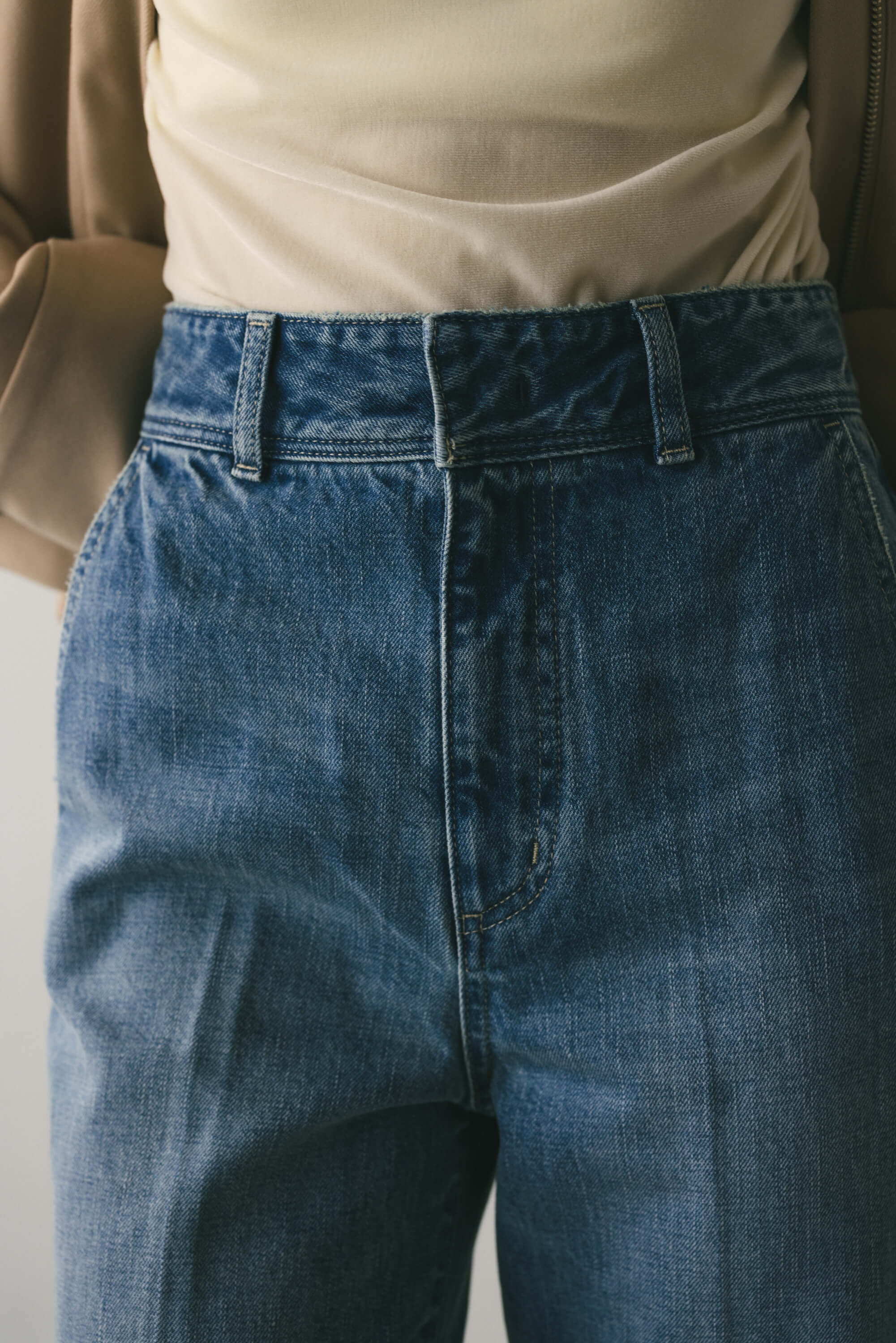 STYLEMIXER「ヘムスリットストレートデニムパンツ」|デニム|