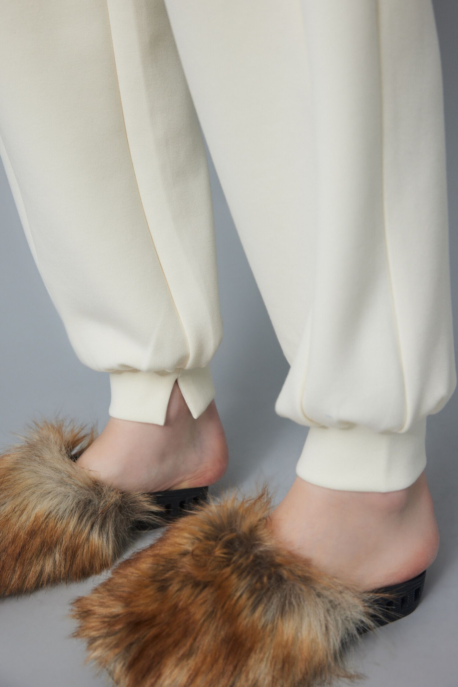 HeRIN.CYE「Feels center switching pants」|その他|