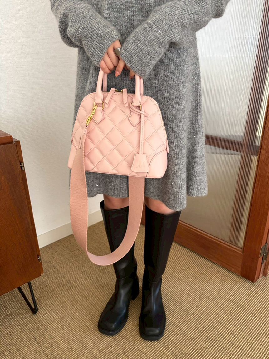 Mila Owen「【USAGI ONLINE・ZOZOTOWN限定カラー】キルティングボストンバッグ」|ボストンバッグ|