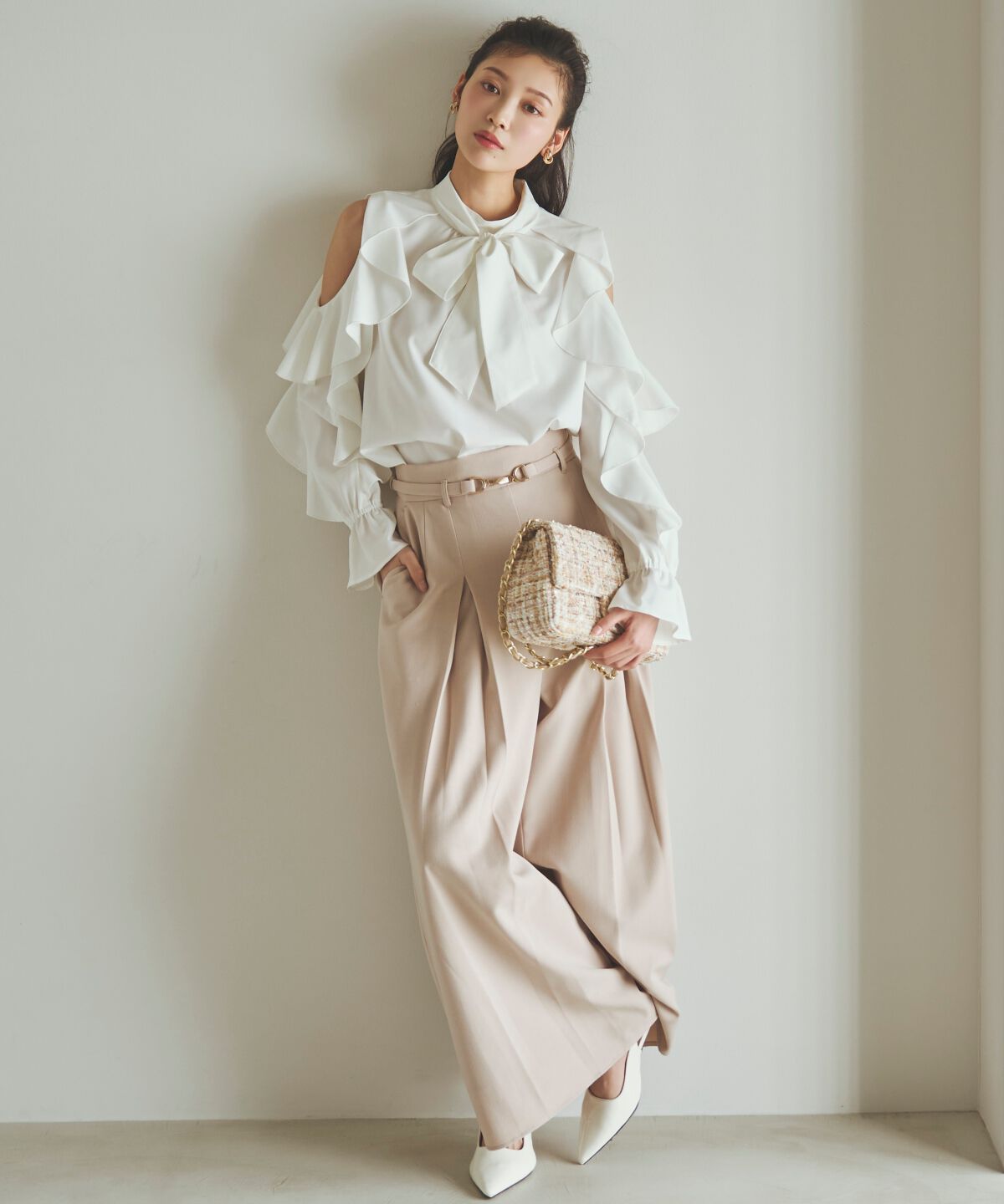 アンドクチュール「ハイウエストタックワイドパンツ」|その他|