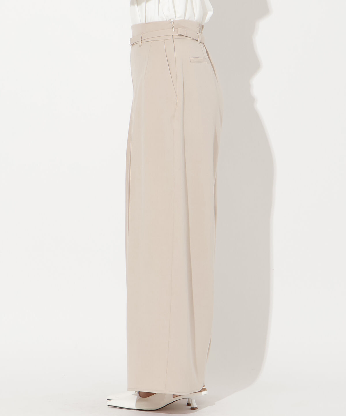 アンドクチュール「ハイウエストタックワイドパンツ」|その他|