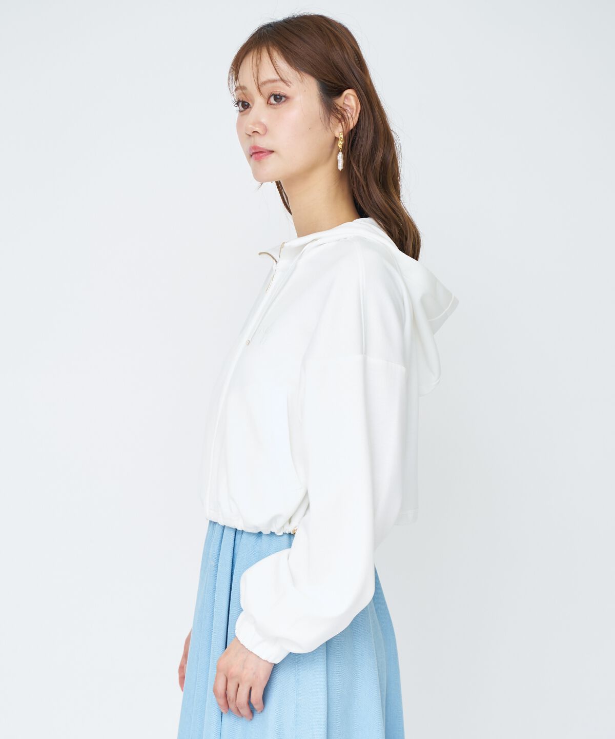 アンドクチュール「ロゴ刺繍ZIPパーカー」|パーカー|