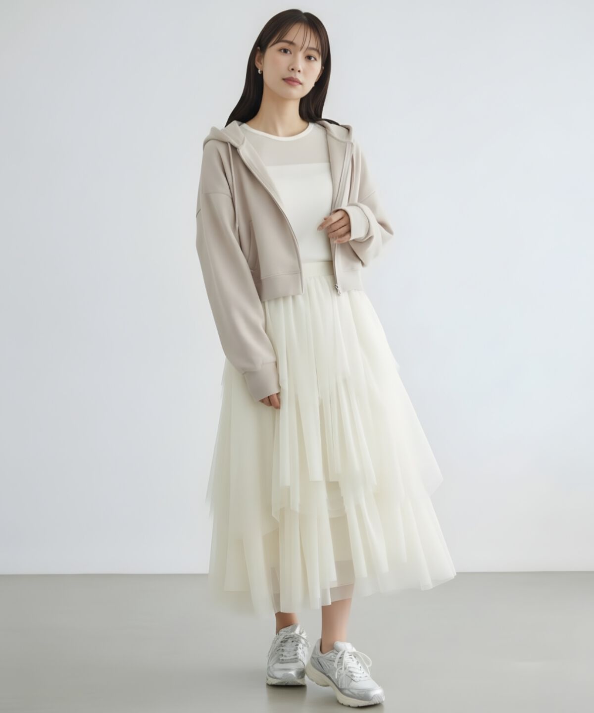 アンドクチュール「ロゴ刺繍ZIPパーカー」|パーカー|