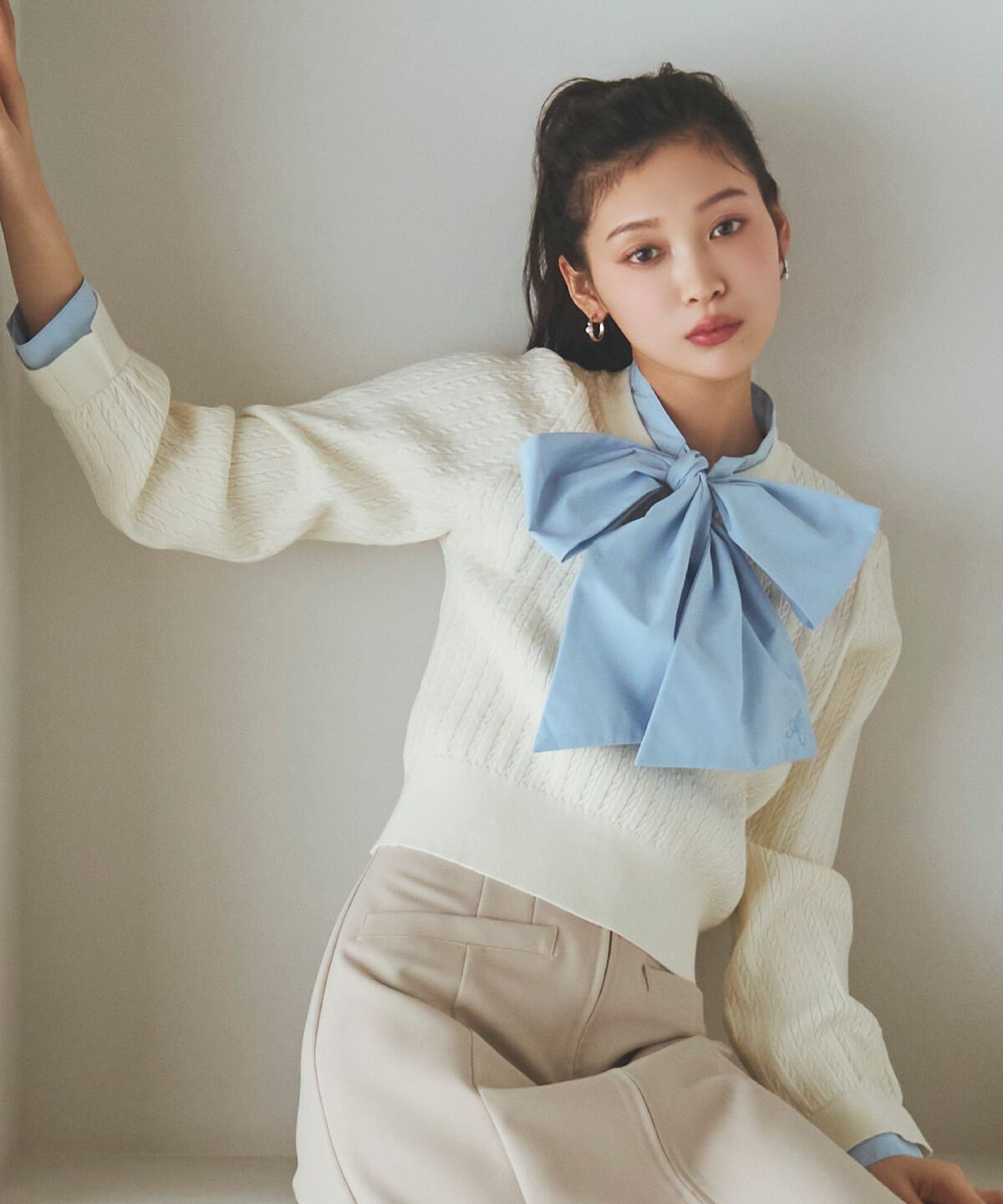 アンドクチュール「ボウタイニットプルオーバー」|ニット・セーター|ﾗｲﾄﾍﾞｰｼﾞｭ