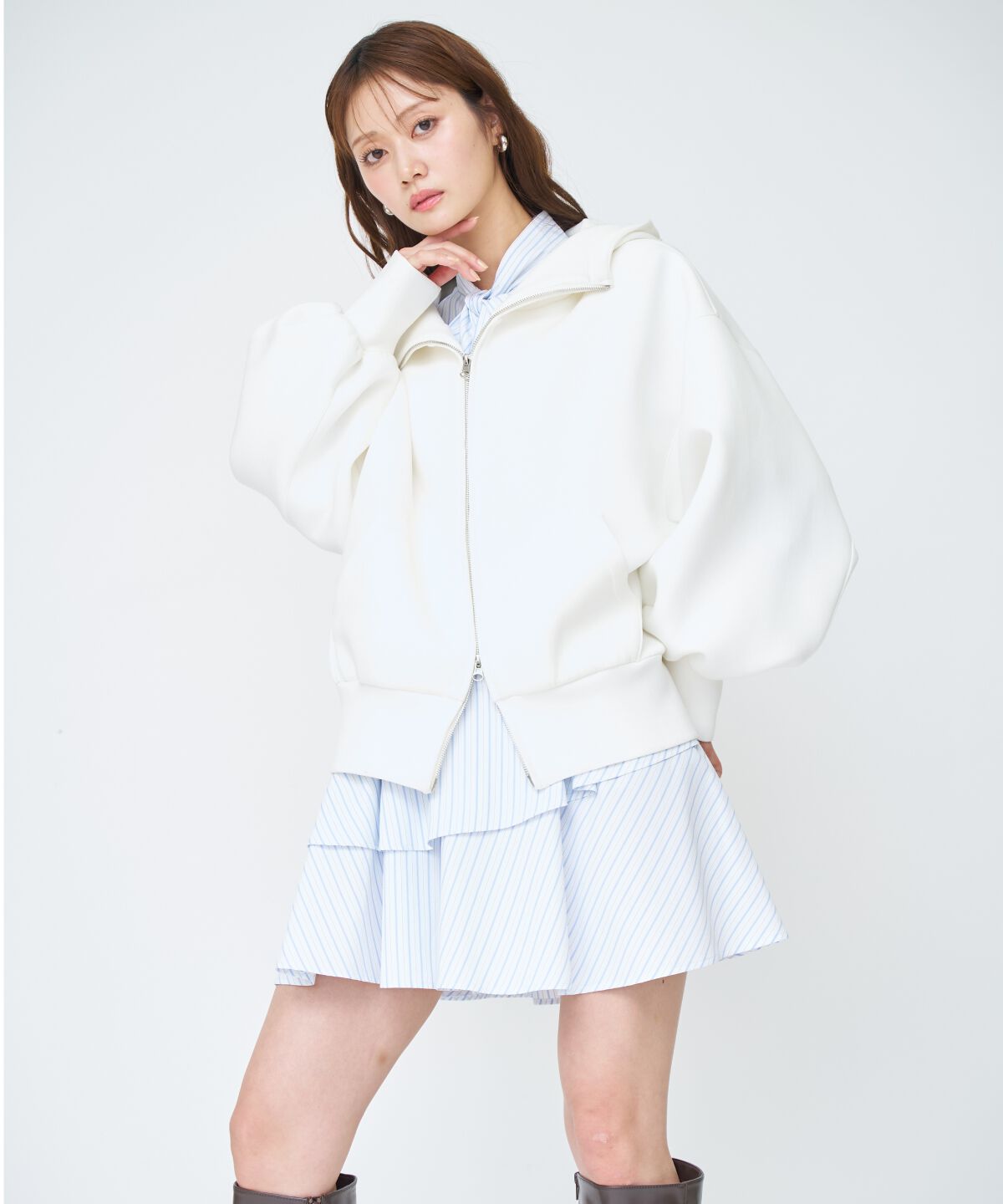 アンドクチュール「ロゴ刺繍ボンディングZIPパーカー」|パーカー|