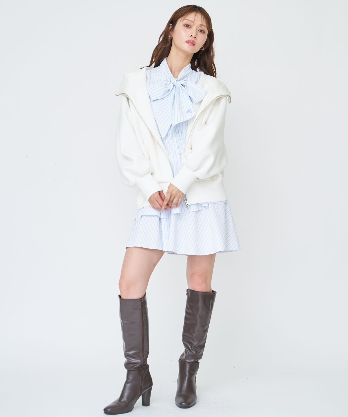 アンドクチュール「ロゴ刺繍ボンディングZIPパーカー」|パーカー|