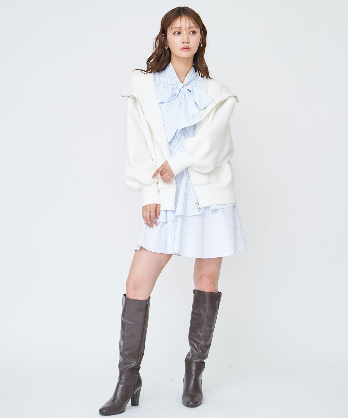 アンドクチュール「ロゴ刺繍ボンディングZIPパーカー」|パーカー|