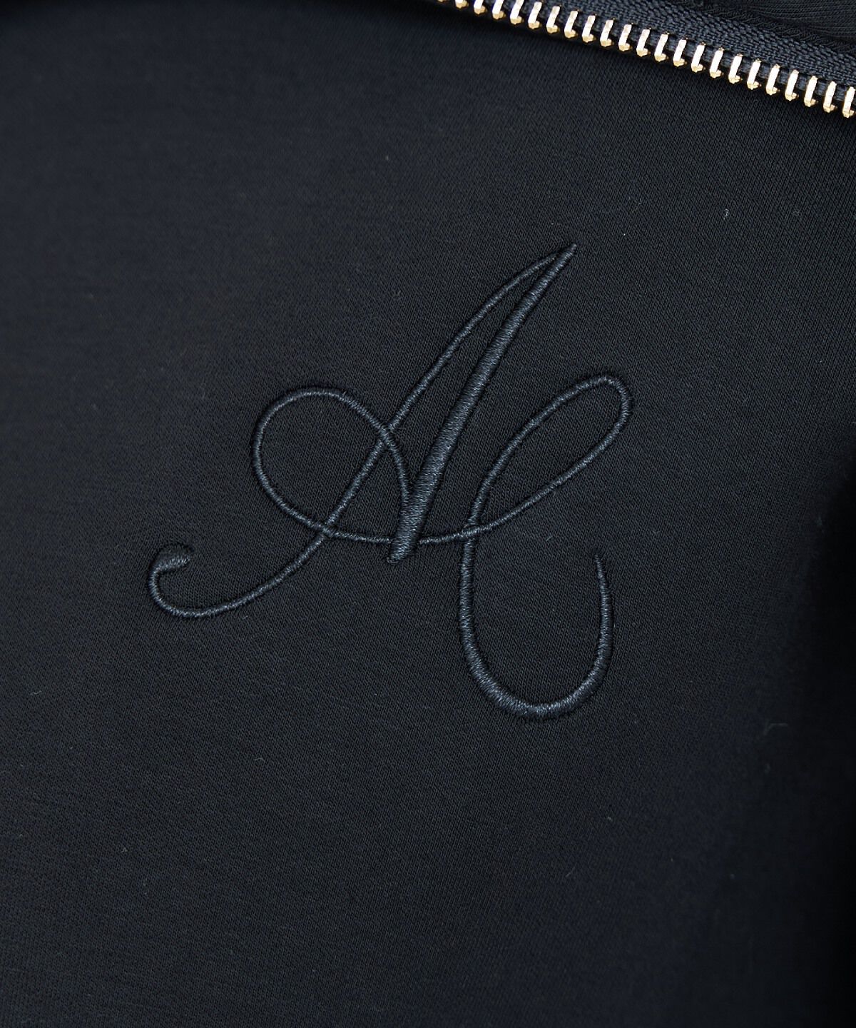 アンドクチュール「ロゴ刺繍ボンディングZIPパーカー」|パーカー|