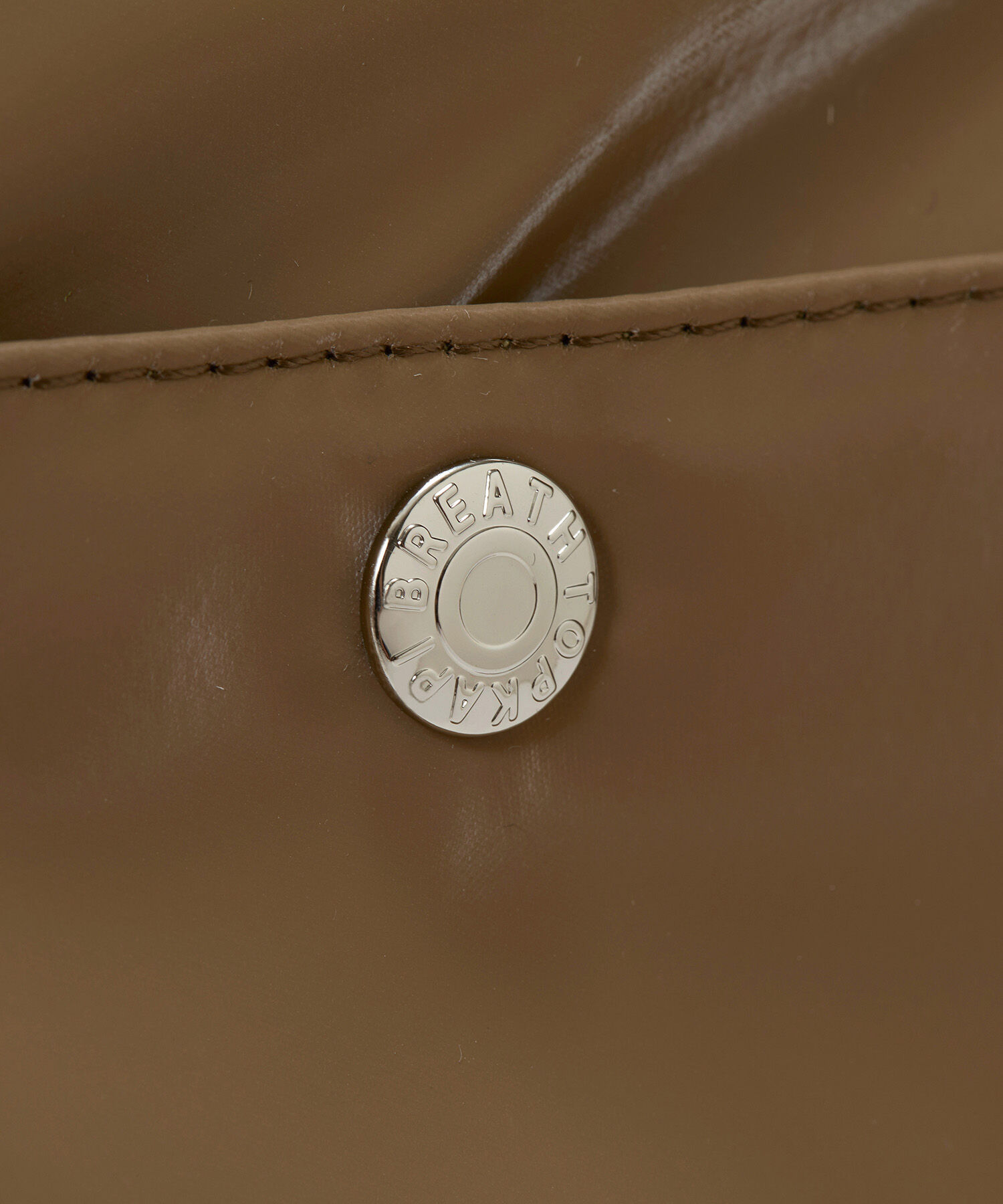 TOPKAPI BREATH「【Breath TOPKAPI】Train 防水ポリエステル ショルダー付き A4 トートバッグ / キャリー対応」|トートバッグ|