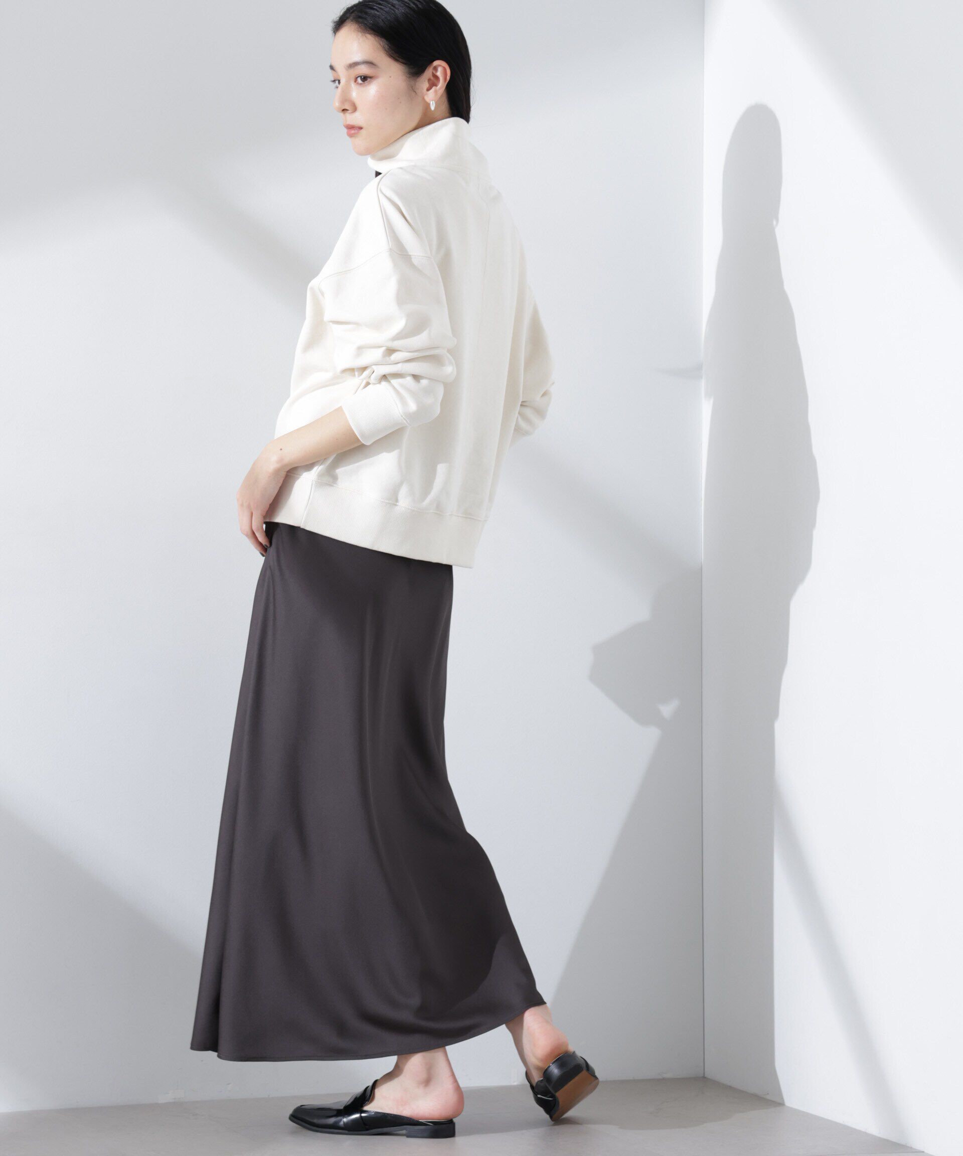 nano･universe「サテンバイヤスロングナロースカート」|スカート|