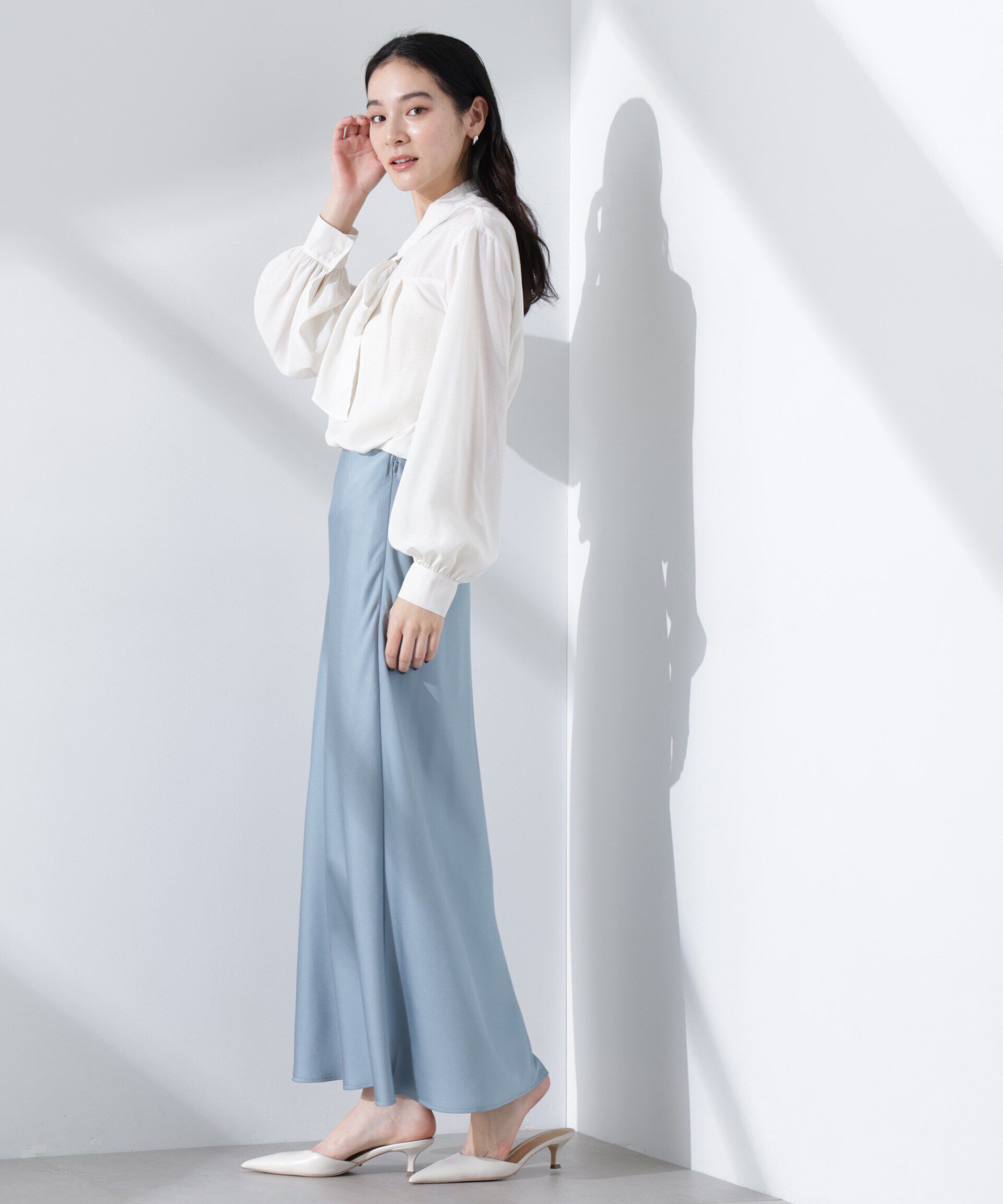 nano･universe「サテンバイヤスロングナロースカート」|スカート|