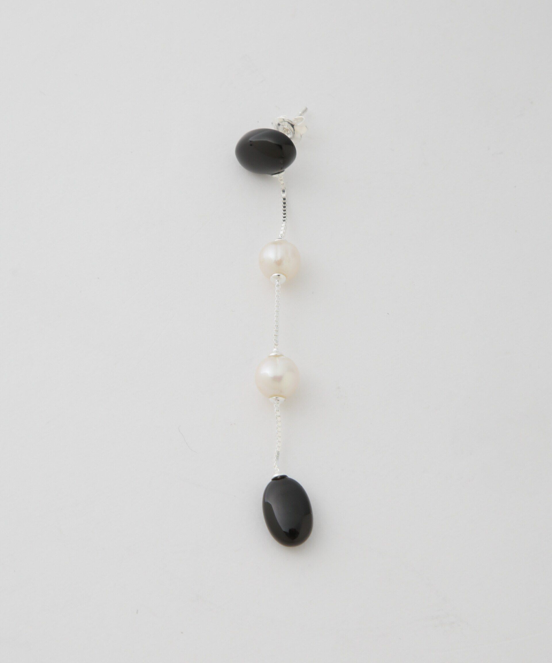 nano･universe「RAGBAG/Dualism Long Earrings」|ピアス|