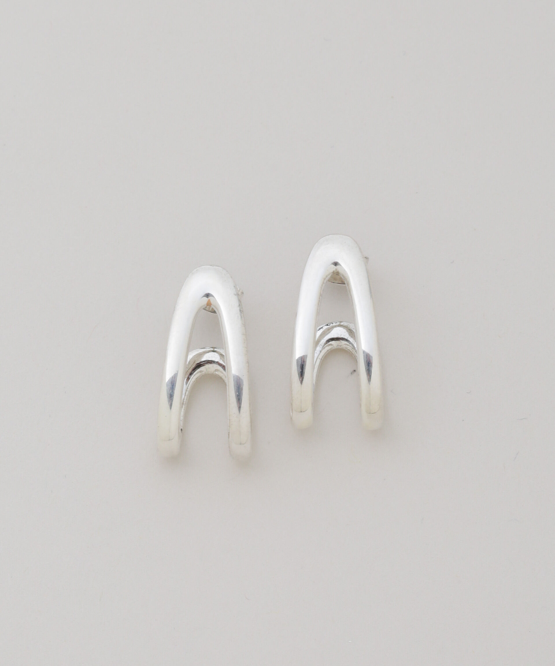 nano･universe「PHILIPPE AUDIBERT/Hedda earrings」|ピアス|
